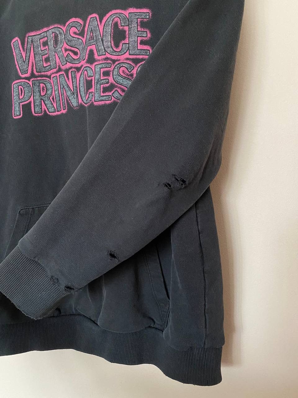 Versace Gianni Versace Hoodie Big Logo Size 10 years (140 cm) Black Size XXS / US 00 / IT 34 - 4 Thumbnail