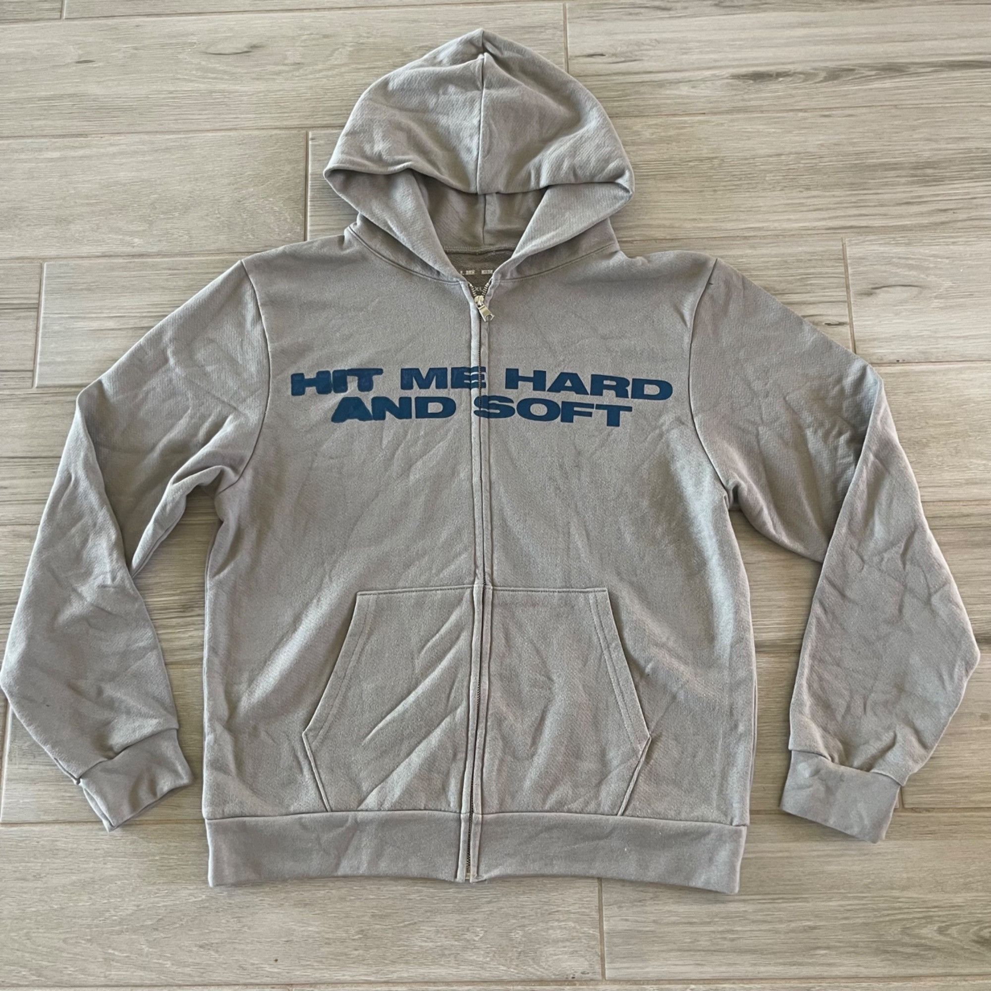 Billie Eilish NEW BILLIE EILISH HIT ME HARD AND SOFT TOUR HOODIE XL Size XL / US 12-14 / IT 48-50 - 2 Thumbnail