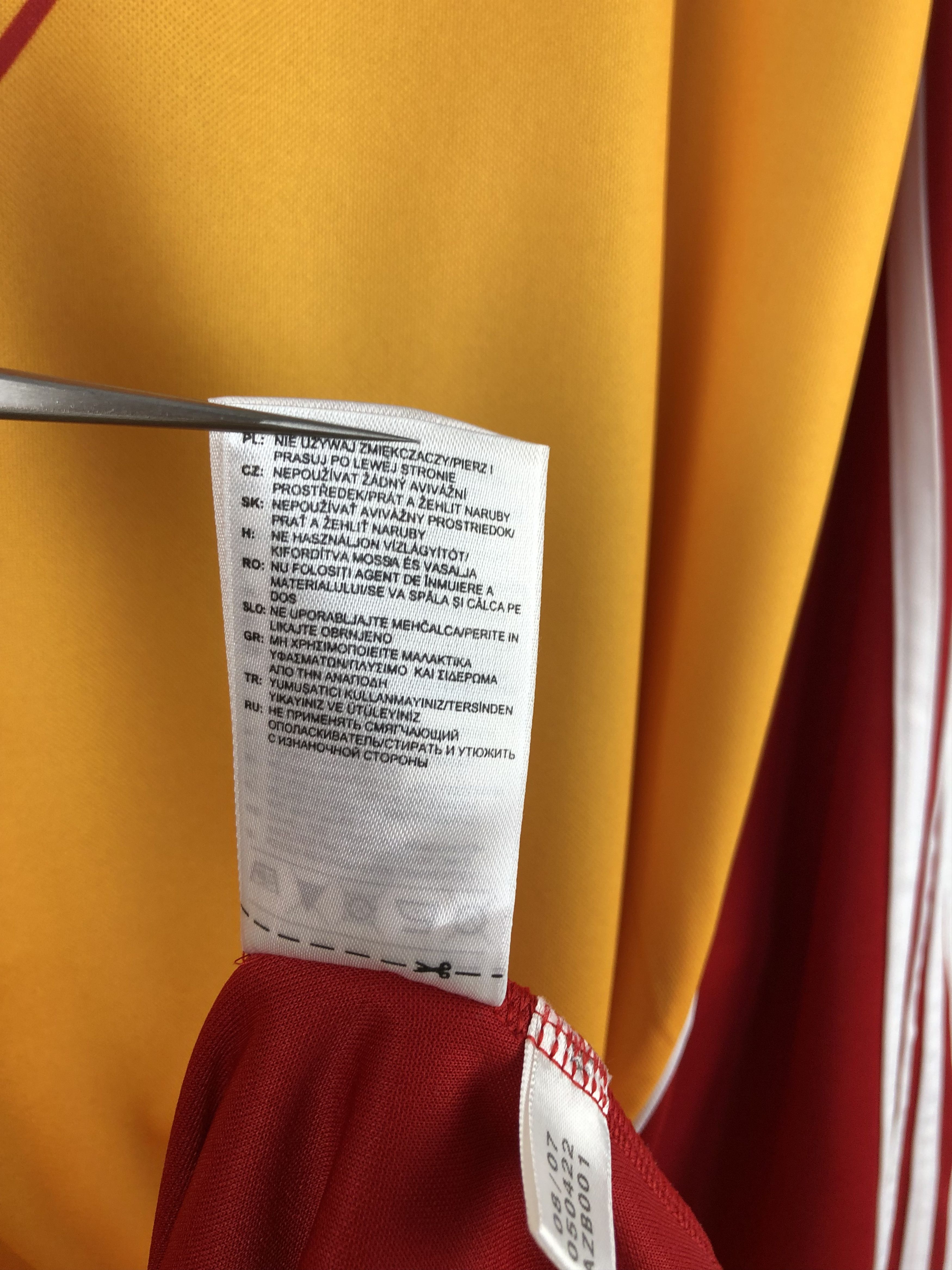 Adidas Vintage Football Goalkeeper Template Shirt Jersey Rare Size US XL / EU 56 / 4 - 13 Thumbnail