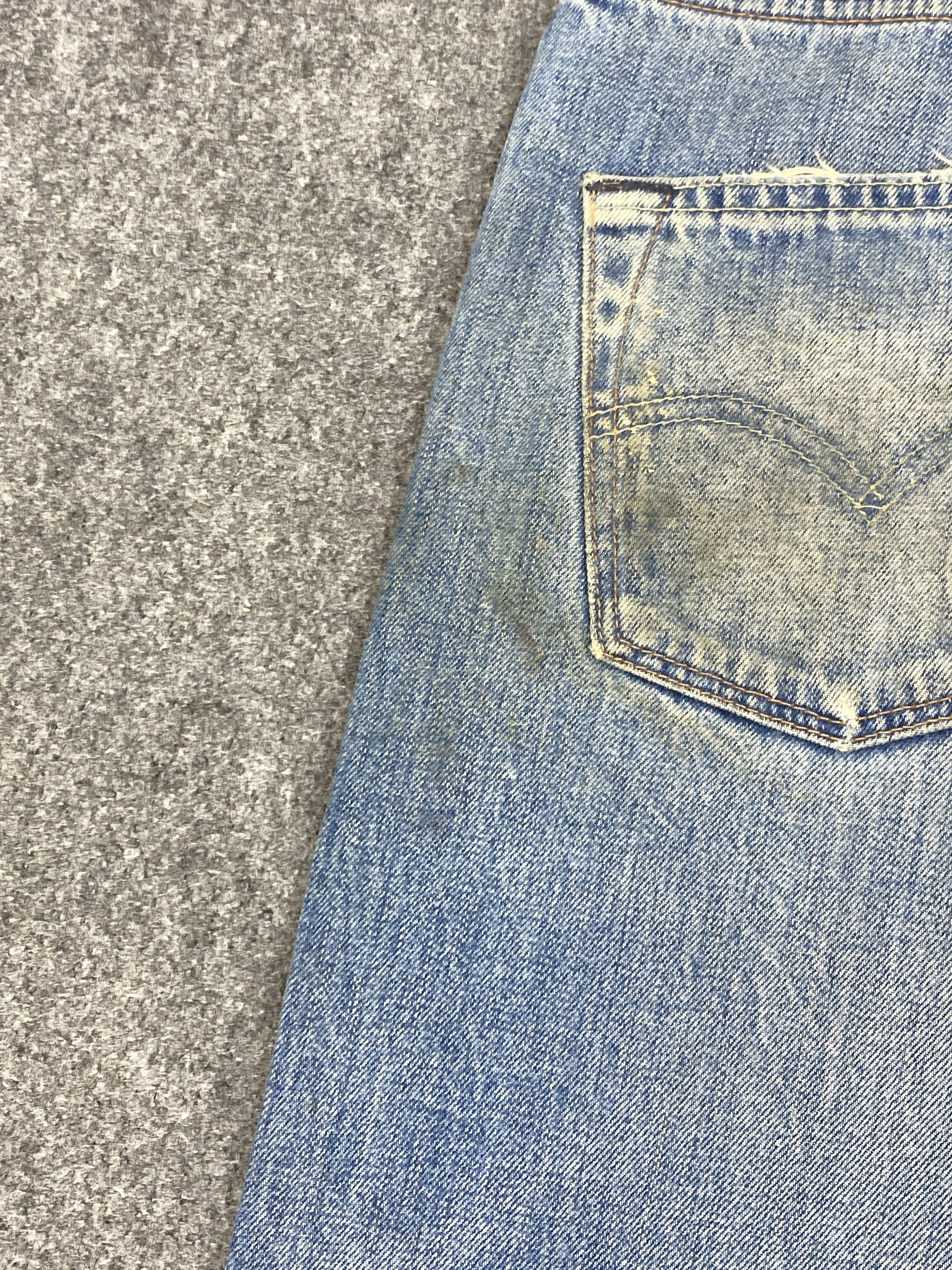 Levi's Vintage Levis 501 Button Fly Faded Blue Jeans DP2841 Size US 29 - 12 Thumbnail