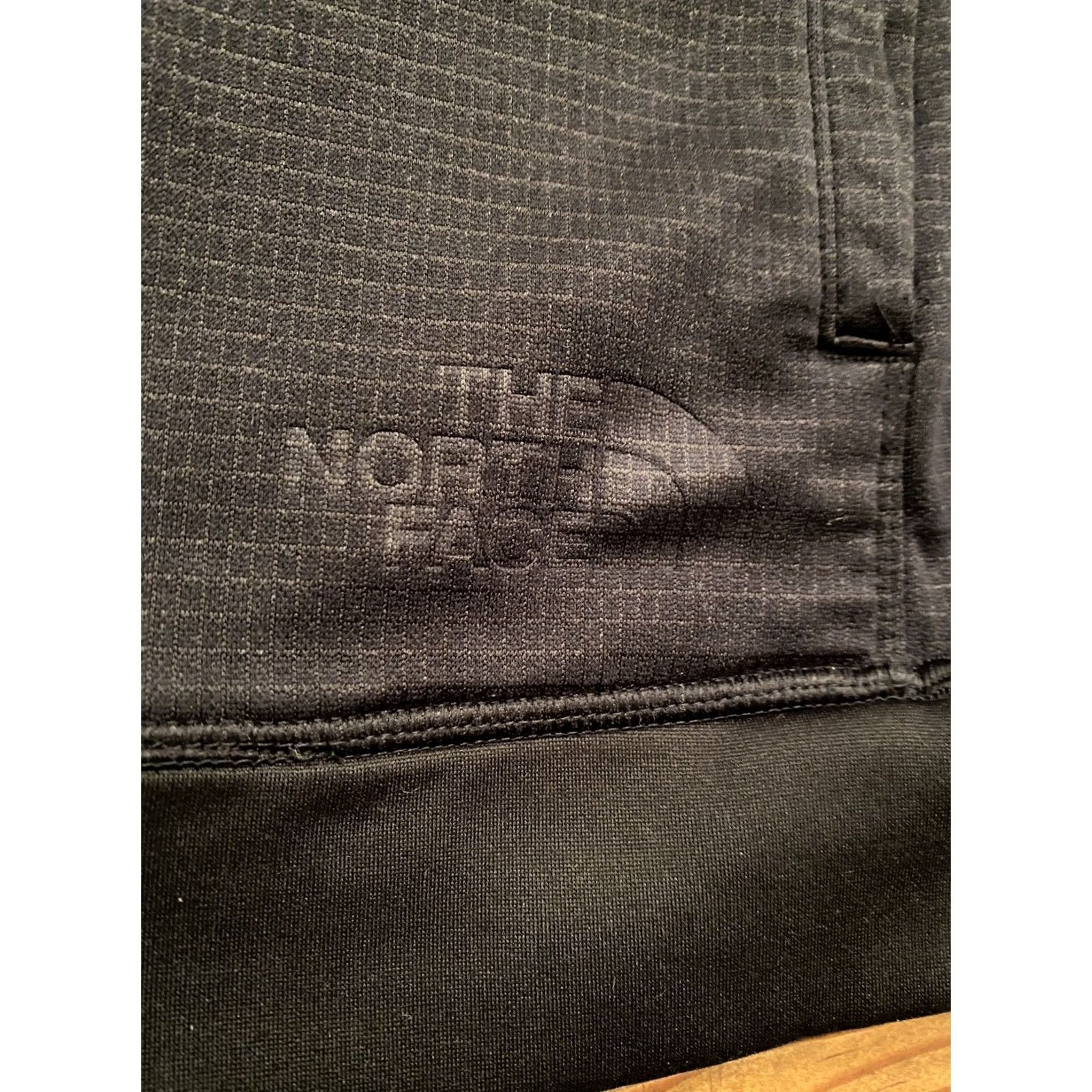 The North Face The North Face Hoodie Pullover Lightweight Flashdry Women’s M Black Size M / US 6-8 / IT 42-44 - 2 Thumbnail