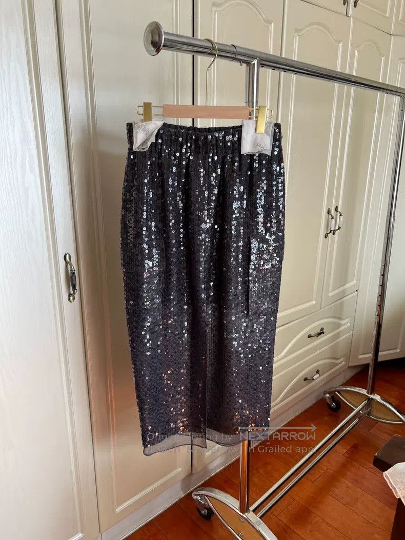 Brunello Cucinelli Brunello Cucinelli Full Sequin Skirt Silk Skirt Size 27" / US 4 / IT 40 - 4 Thumbnail