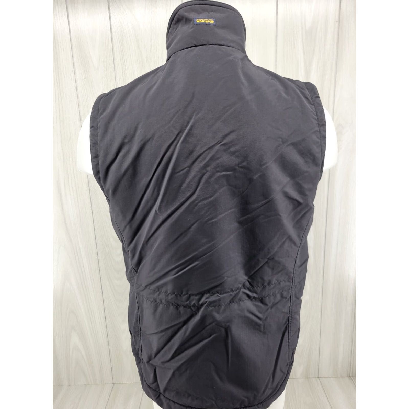 Vintage Woolrich Vest Black Zip Fleece Lined Woolrich Women’s Size Medium Vest Black Zip Fleece Lined Size M / US 6-8 / IT 42-44 - 5 Thumbnail