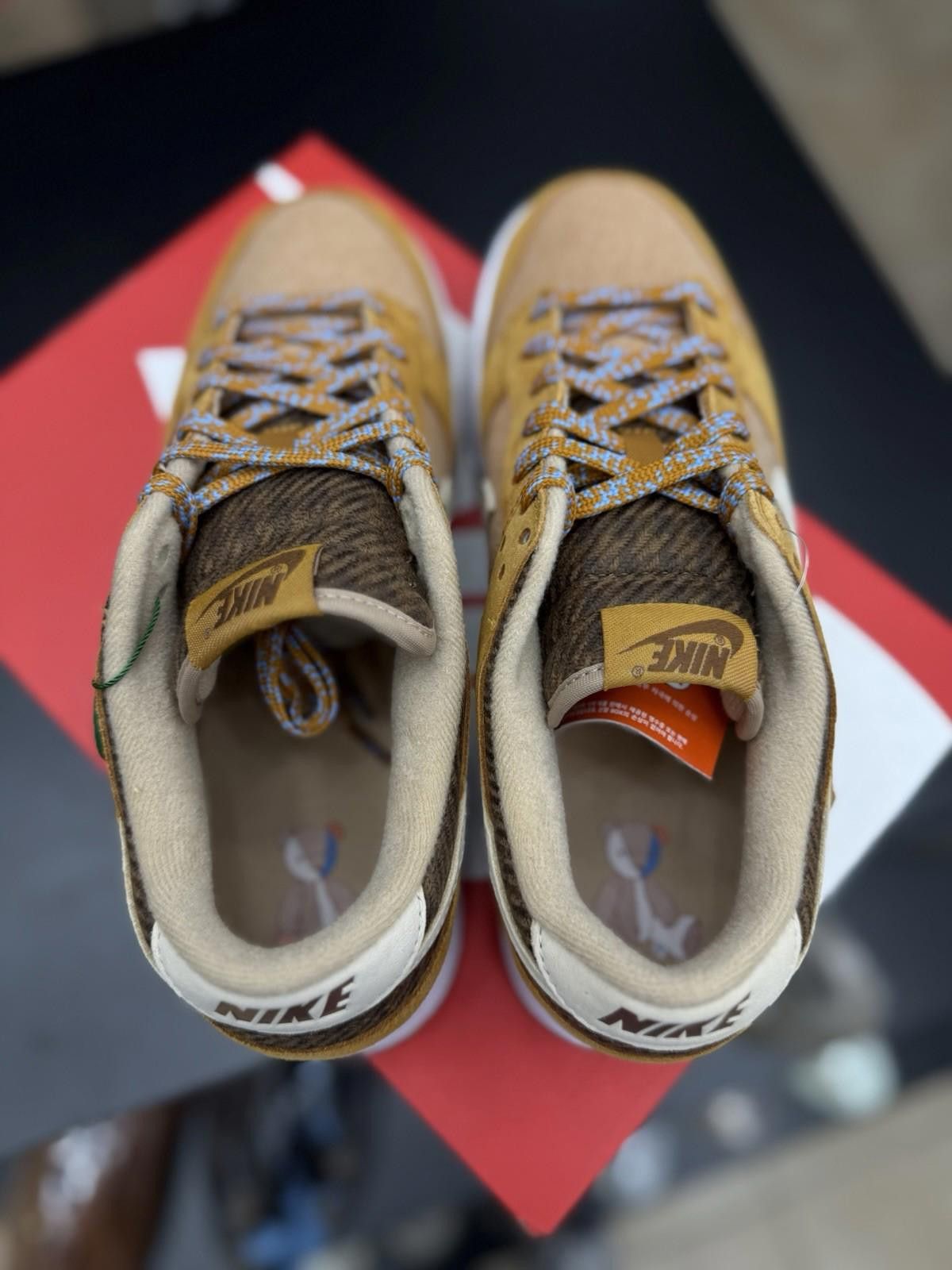 Nike Nike Dunk Low 'Teddy Bear' DZ5350-288 10 Brand New Size US 10 / EU 43 - 9 Thumbnail