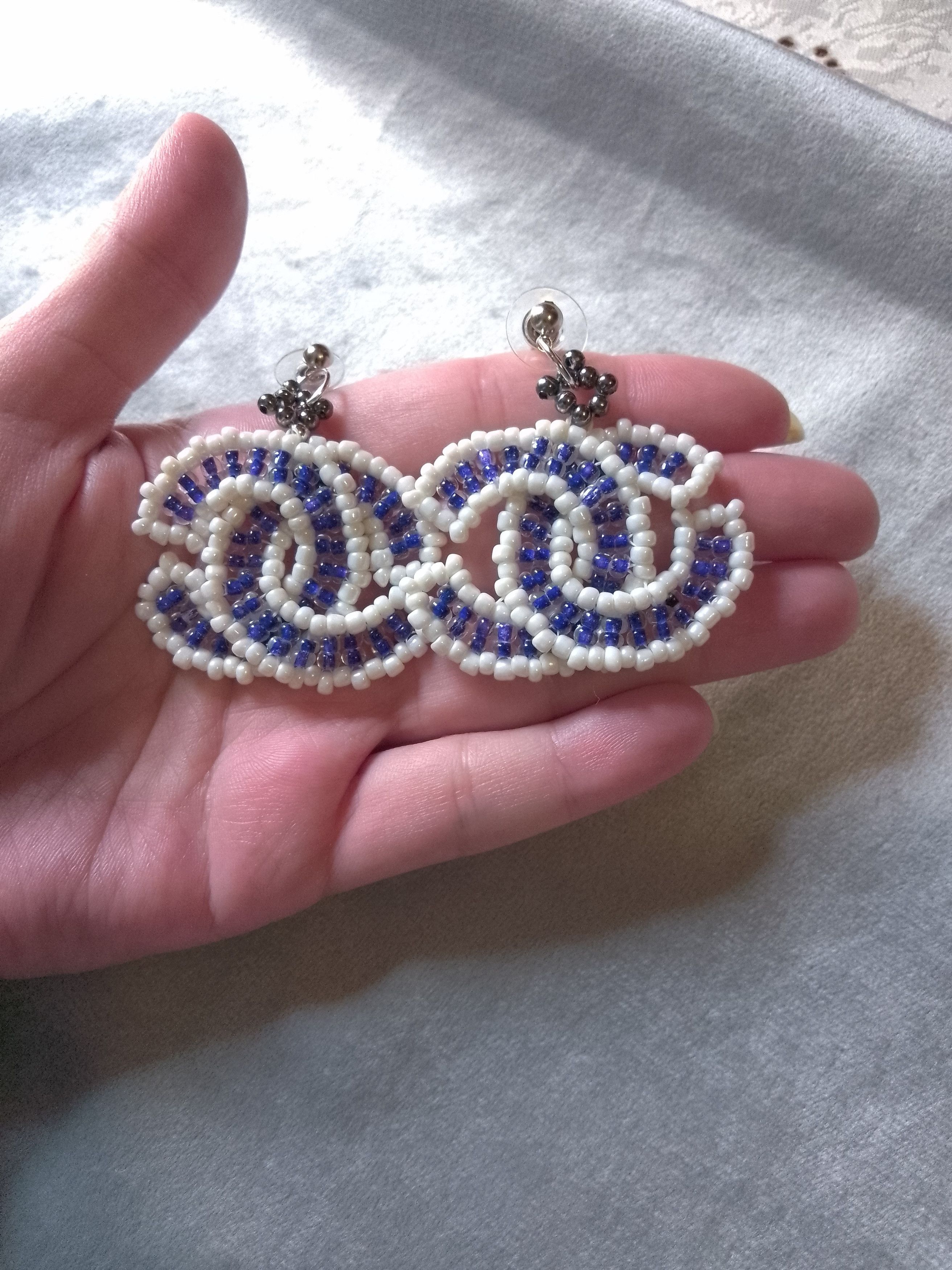 Handmade Earrings C Chanel Embroidered Blu/Ivory Glass Size ONE SIZE - 2 Thumbnail