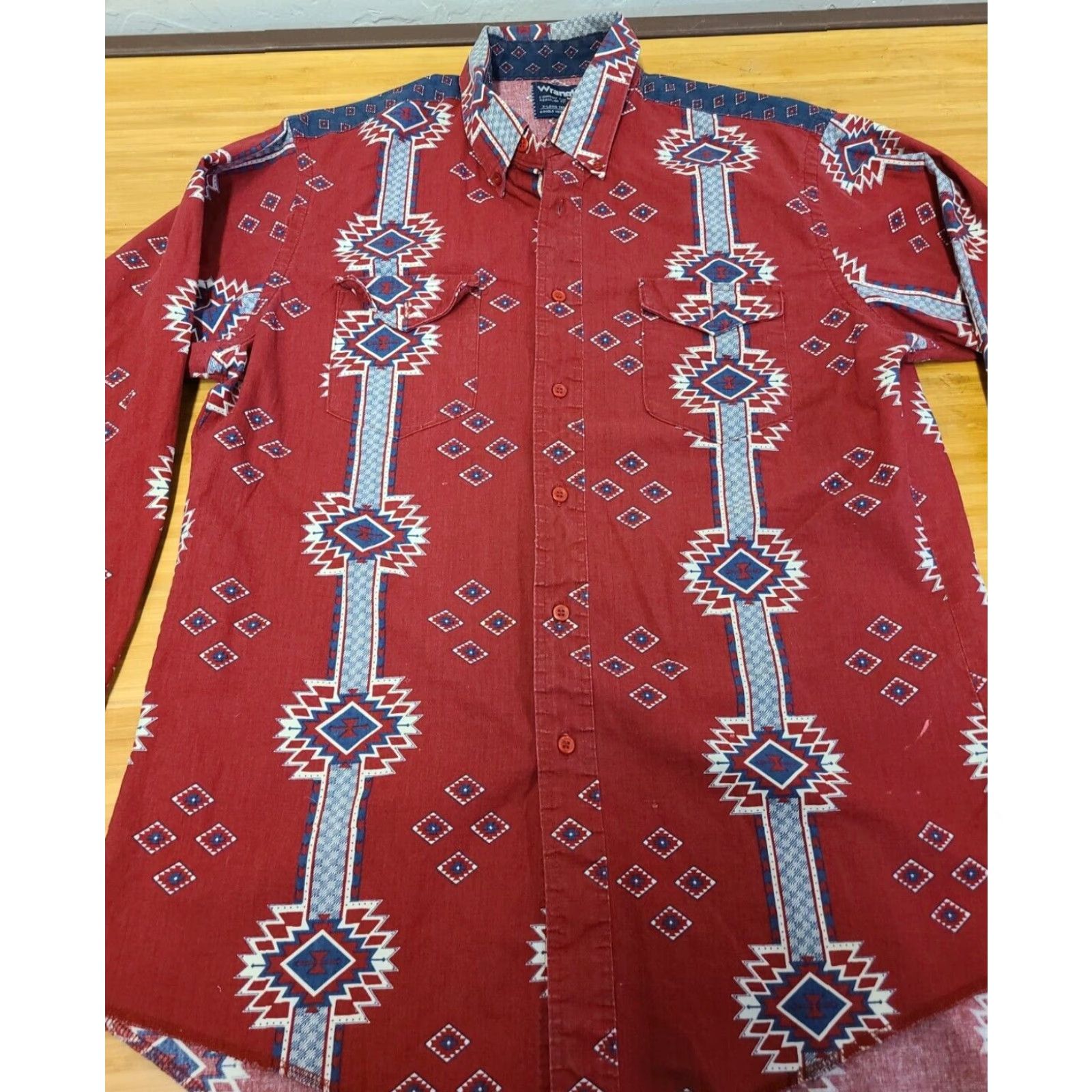 Wrangler VINTAGE Wrangler Western Shirt Cowboy Cut 16.5 x 35 X-Long Tails Aztec Print Shirt Mens Size US XL / EU 56 / 4 - 3 Thumbnail