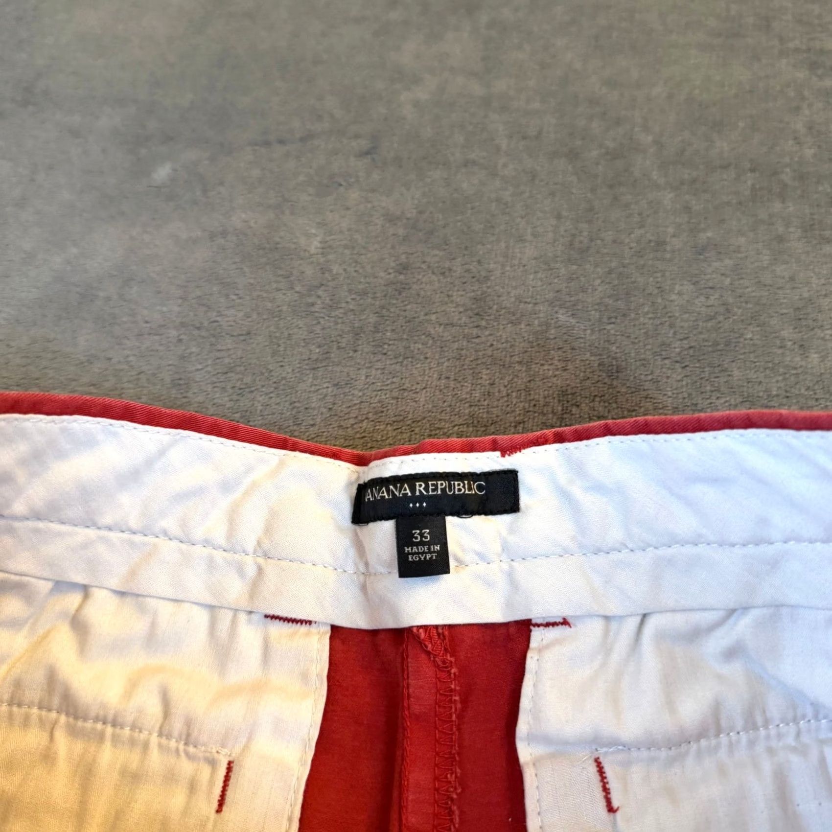 Banana Republic VINTAGE Banana Republic Red Chino Shorts Mens 33 Flat Front Casual Summer Summer, Spring, Casual Mens 33 Red chinos banana republic shorts Size US 33 - 2 Thumbnail
