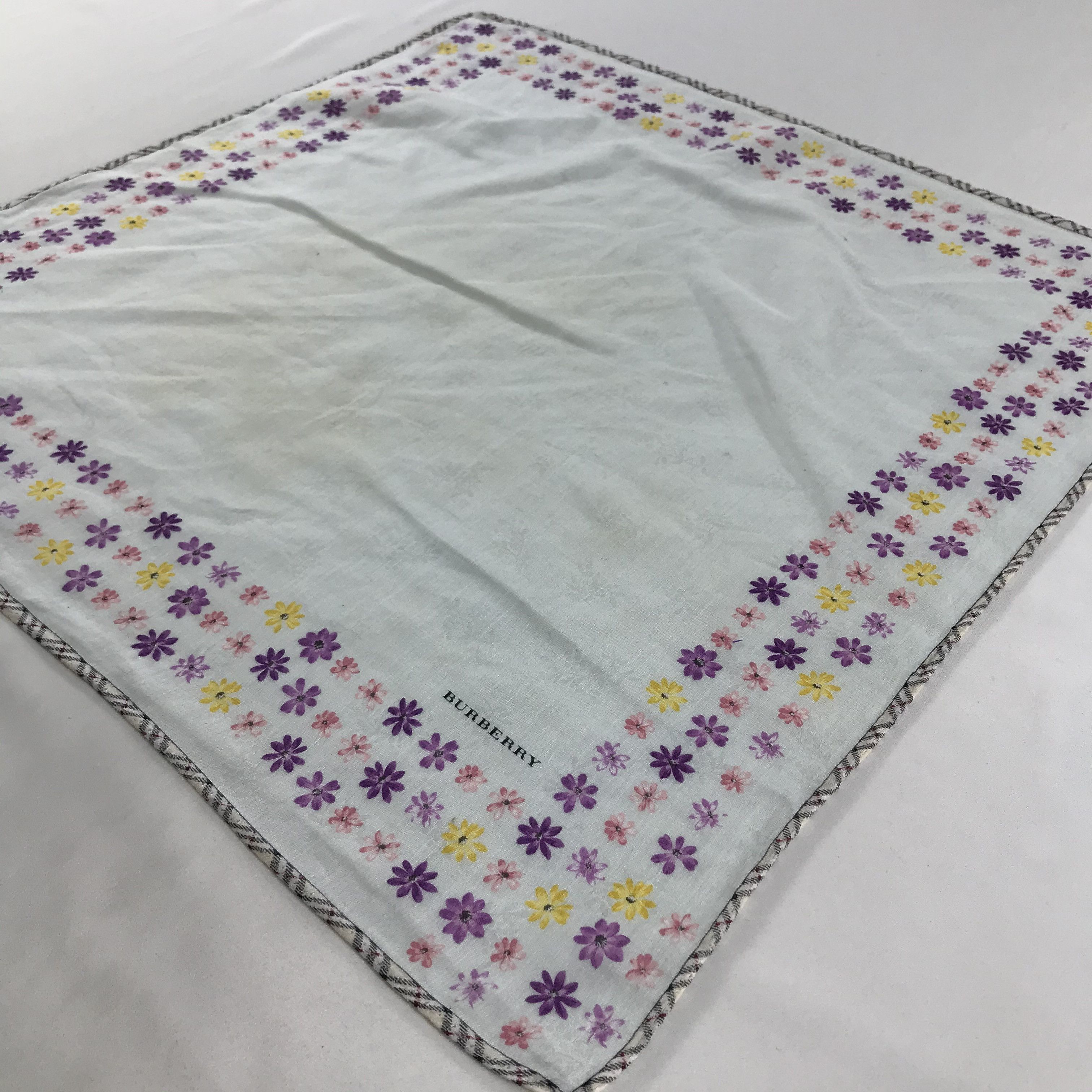Burberry × Vintage Burberry Bandana / Handkerchief / Neckerchief - S1680 Size ONE SIZE - 2 Thumbnail