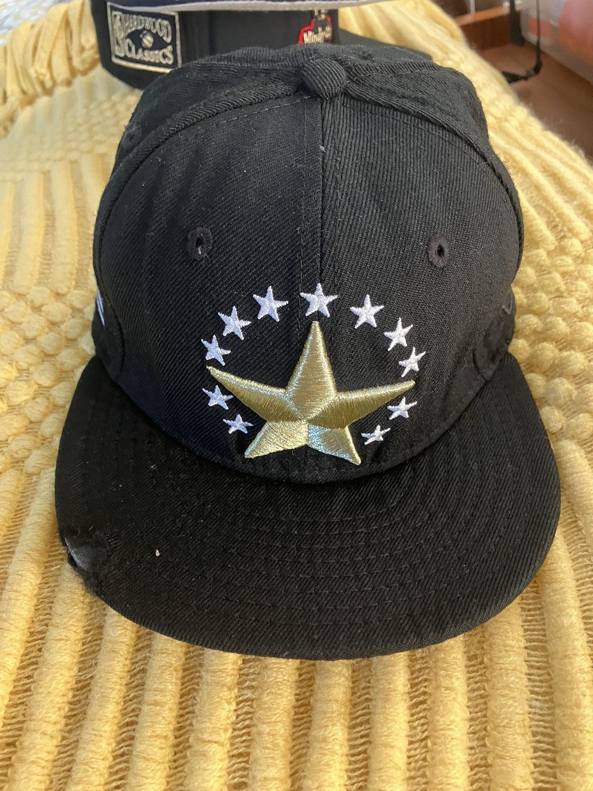 New Era New era gold stars & stripes military fitted hat size 7 1/8 Size ONE SIZE - 3 Thumbnail