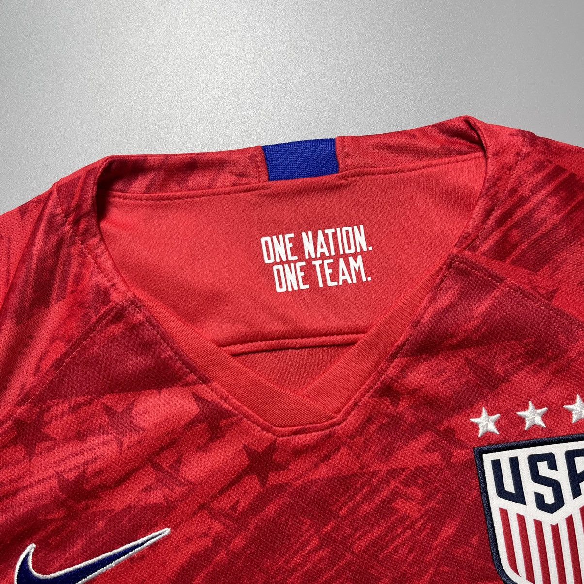 Nike USA NIKE x STUSSY 2019 WOMEN’S WORLD CUP SOCCER AWAY JERSEY Size S / US 4 / IT 40 - 4 Thumbnail