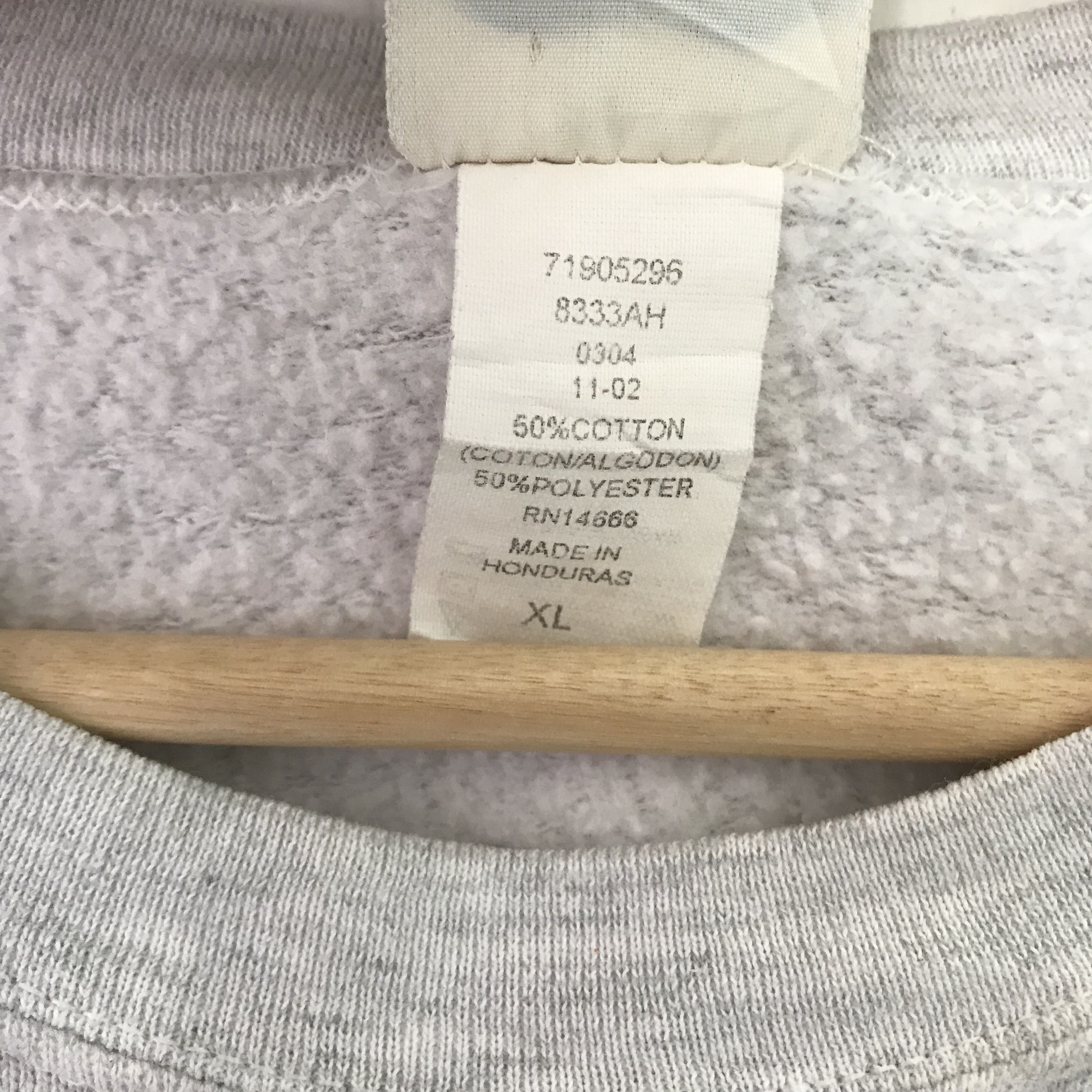 Vintage Vintage The Wolf Hunter Gray Sweatshirt - 664 Size US XL / EU 56 / 4 - 10 Thumbnail