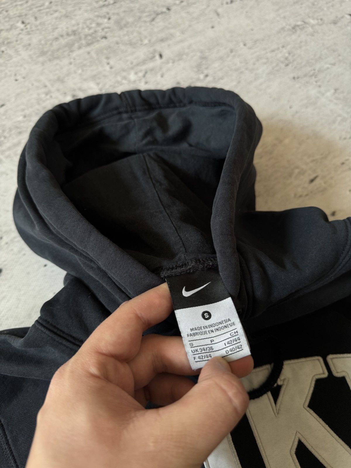 Nike × Vintage NIKE VINTAGE 00s y2k OVERSIZE BAGGY HOODIE CENTER LOGO Size US S / EU 44-46 / 1 - 6 Thumbnail