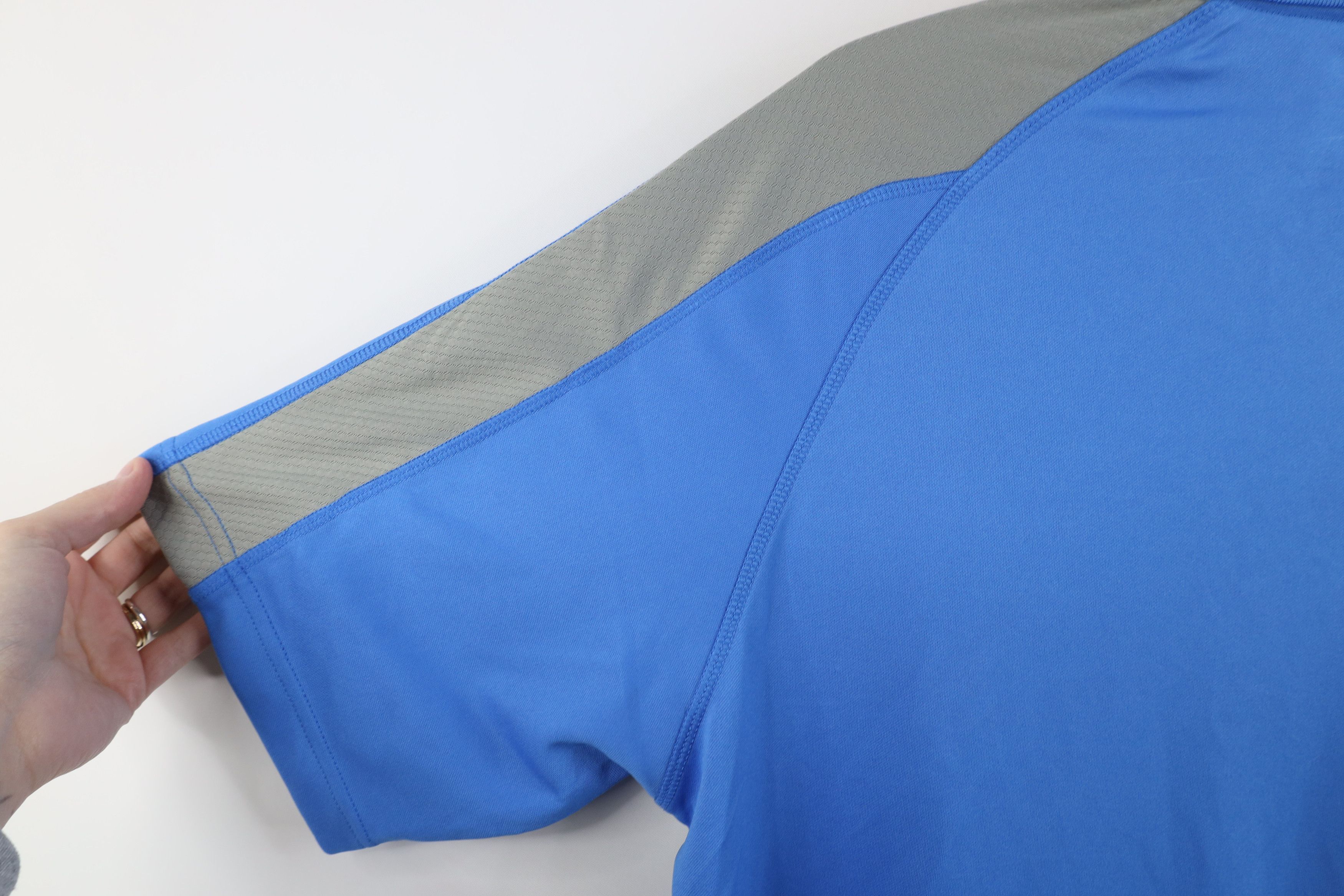 Vintage Vintage Y2K NFL Lions Football Collared Golf Polo Shirt Blue Size US M / EU 48-50 / 2 - 13 Thumbnail