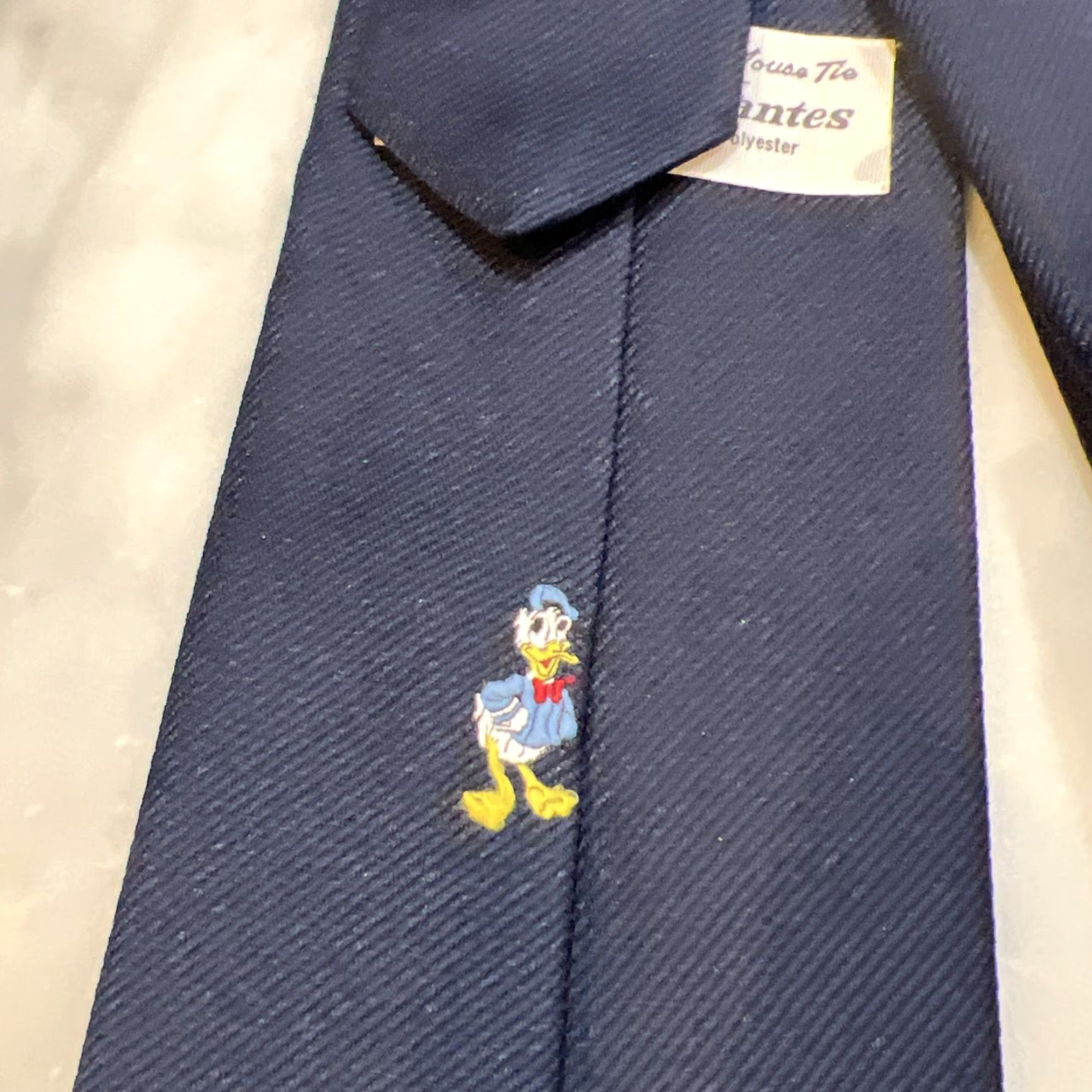 Vintage Vtg Donald Duck Neck Tie Navy Mickey Mouse Tie Cervantes Polyester USA 4”X 54” Size ONE SIZE - 5 Thumbnail