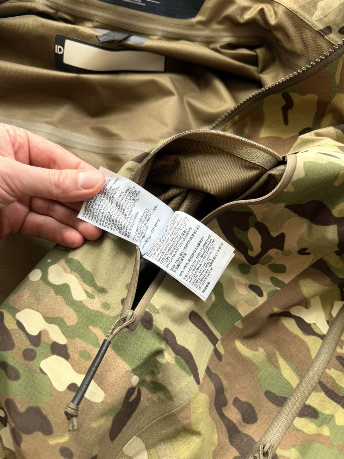 Arc'teryx Arc’teryx LEAF Alpha Gen 2.1 Multicam XL Size US XL / EU 56 / 4 - 22 Thumbnail