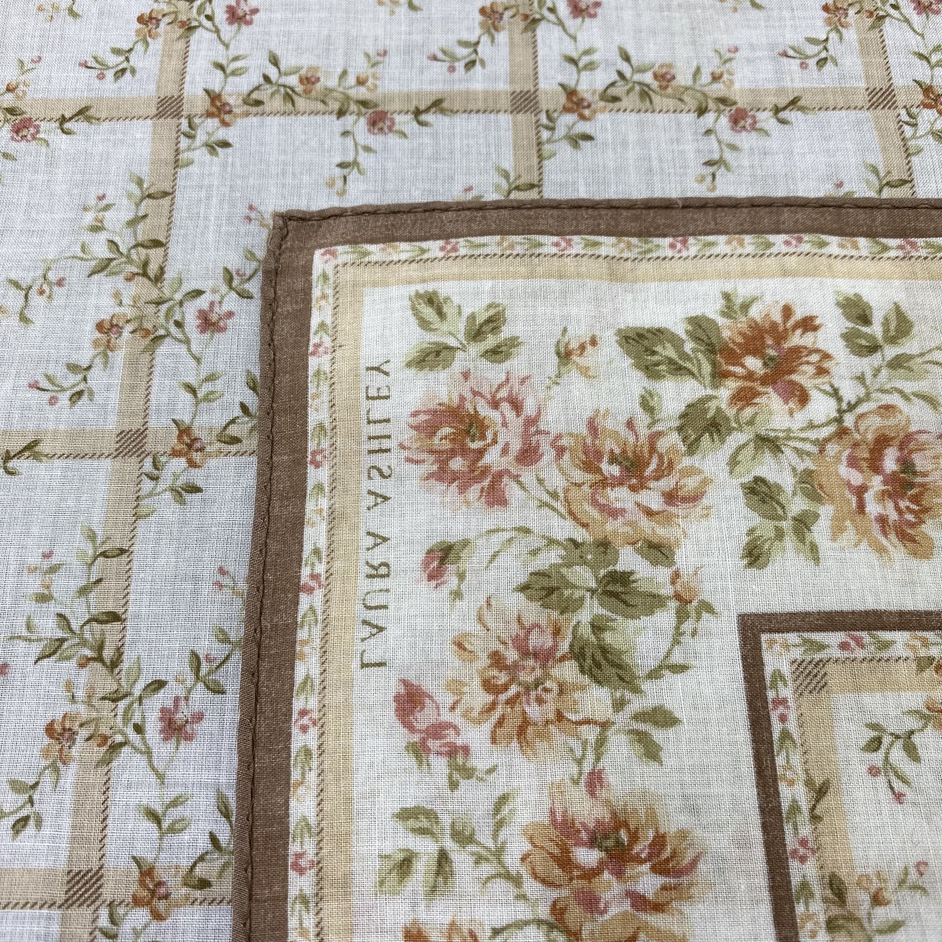 Laura Ashley Laura Ashley Handkerchief / Bandana / Neckerchief-B2179 Size ONE SIZE - 6 Thumbnail