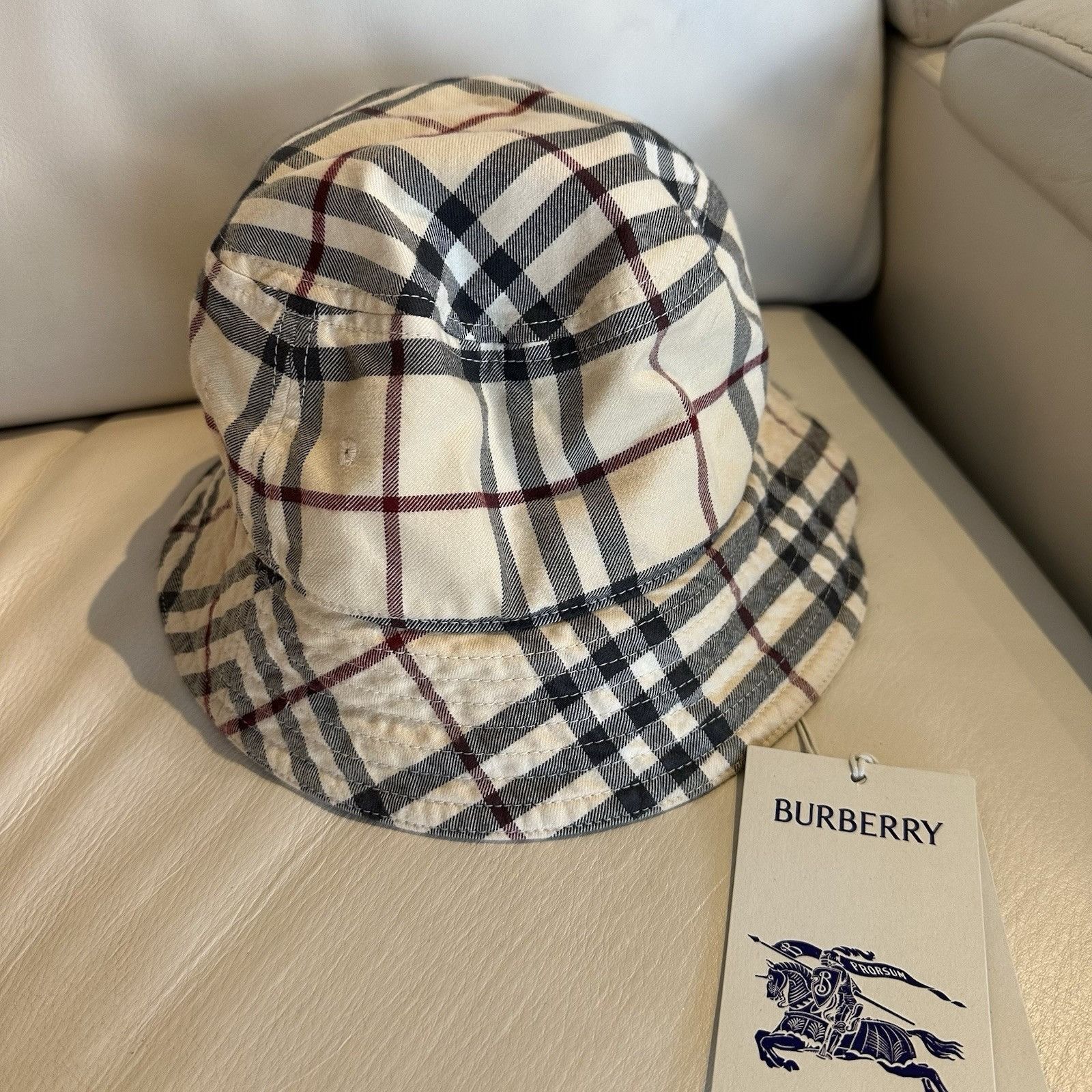 Burberry NEW Burberry Nova Check Patterned Bucket Hat w/ Tags SZ L Size ONE SIZE - 3 Thumbnail