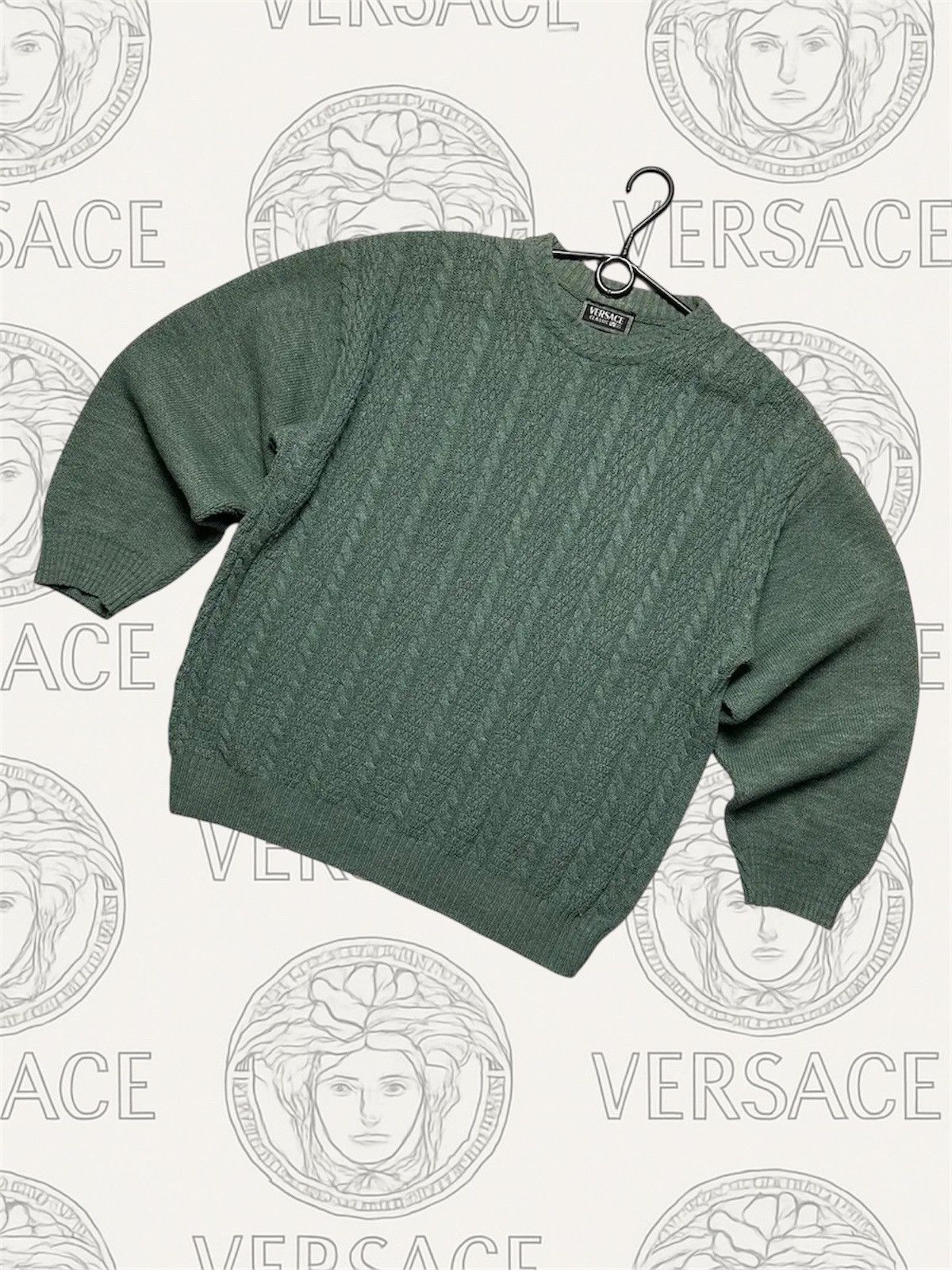 Vintage Vintage Versace sweater heavy knitted size L green rare Size US L / EU 52-54 / 3 - 1 Thumbnail