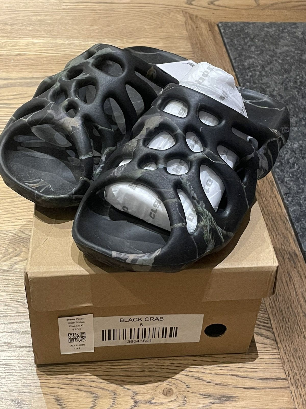 image of Imran Potato Crab Slides Black Size 8 Ds With Box, Men's