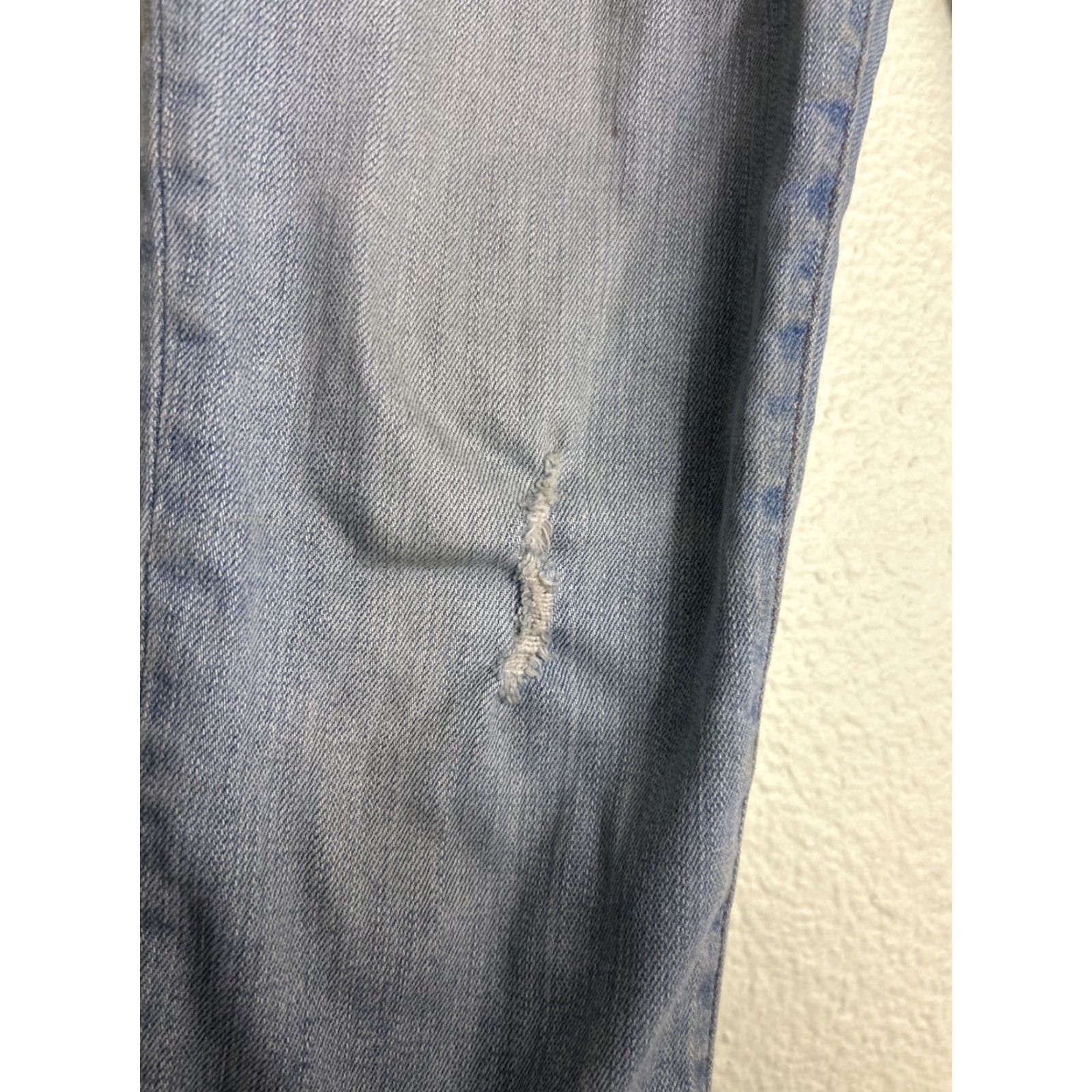 Madewell Madewell Women's Size 25 9" High-Rise Skinny Distressed Light Wash Jeans Size 42" / US 20 - 3 Thumbnail