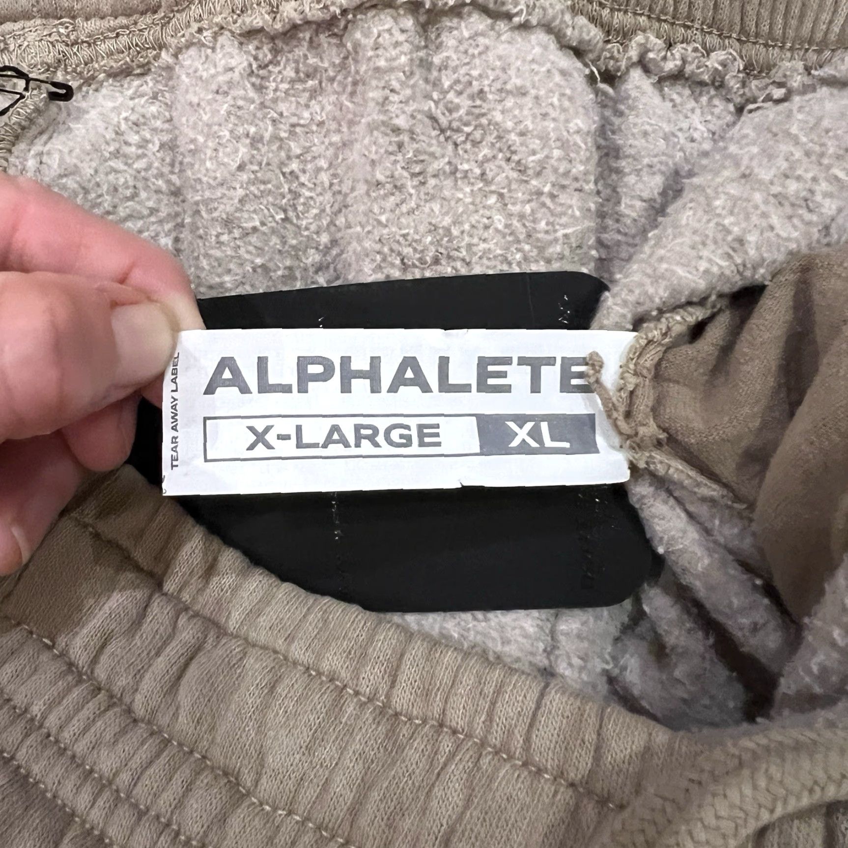 Vintage ALPHALETE Joggers XL Beige Solid Activewear Men Tapered Athleisure Size US 36 / EU 52 - 5 Thumbnail