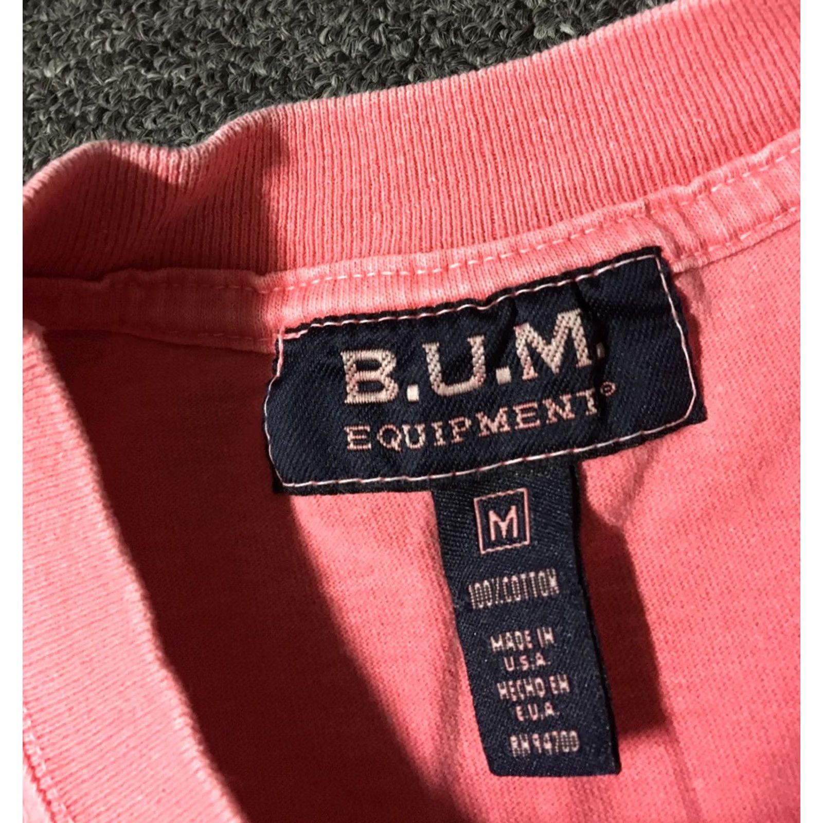 Vintage VINTAGE B.U.M. Equipment T-Shirt Mens M Pink 90s Beach Surf Grunge Vaporwave Hip Hop 80s 100% Cotton USA Boardriding Graphic Tee Size US M / EU 48-50 / 2 - 5 Thumbnail