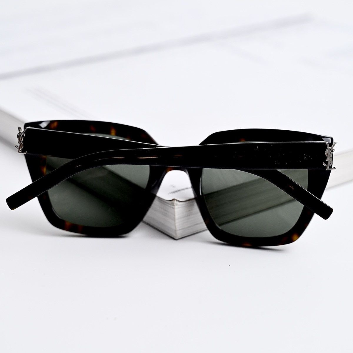 Saint Laurent Paris SAINT LAURENT SL M143 002 GLASSES Size ONE SIZE - 11 Thumbnail