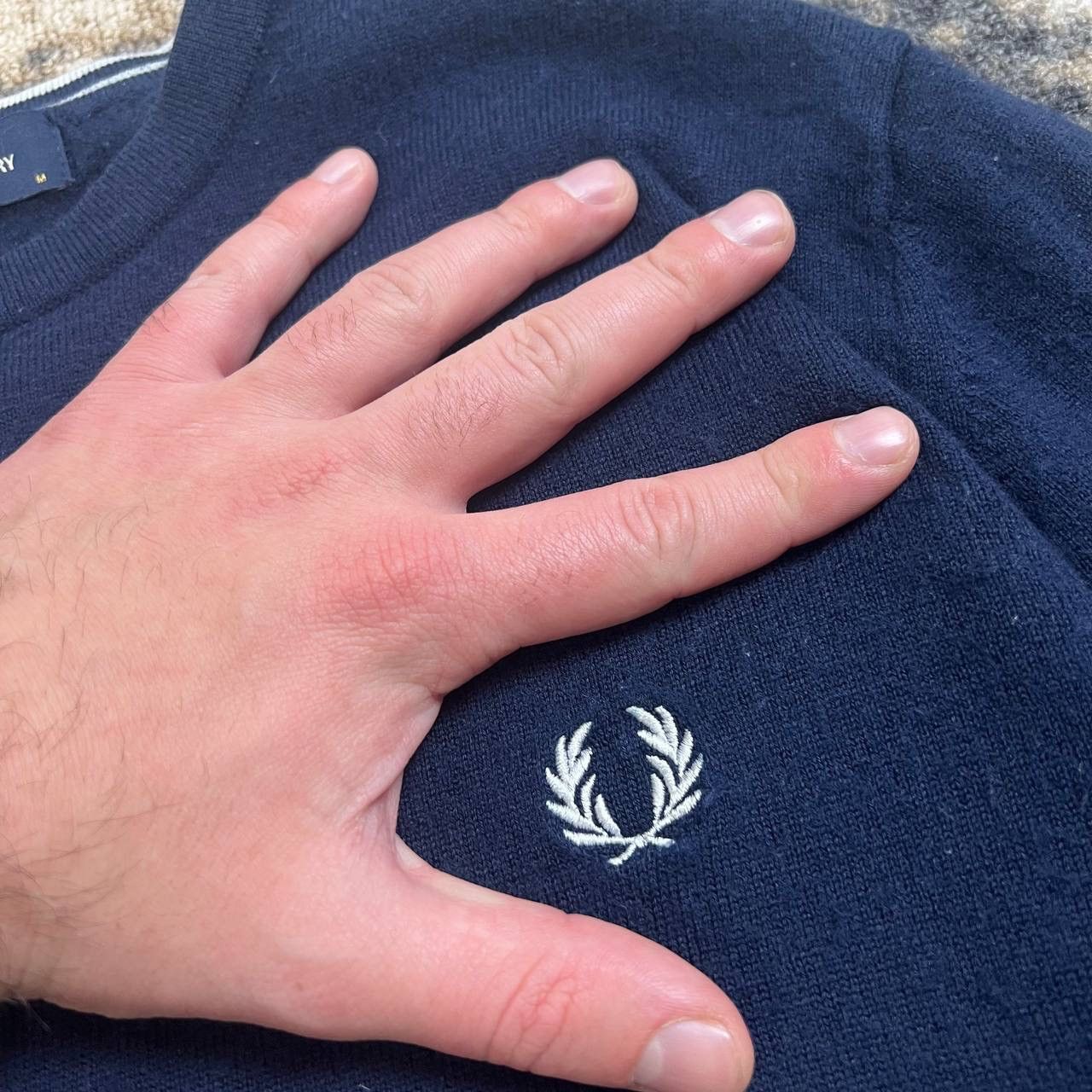 Fred Perry Fred Perry Mini Logo Luxury Y2K Sweater Size US M / EU 48-50 / 2 - 4 Thumbnail