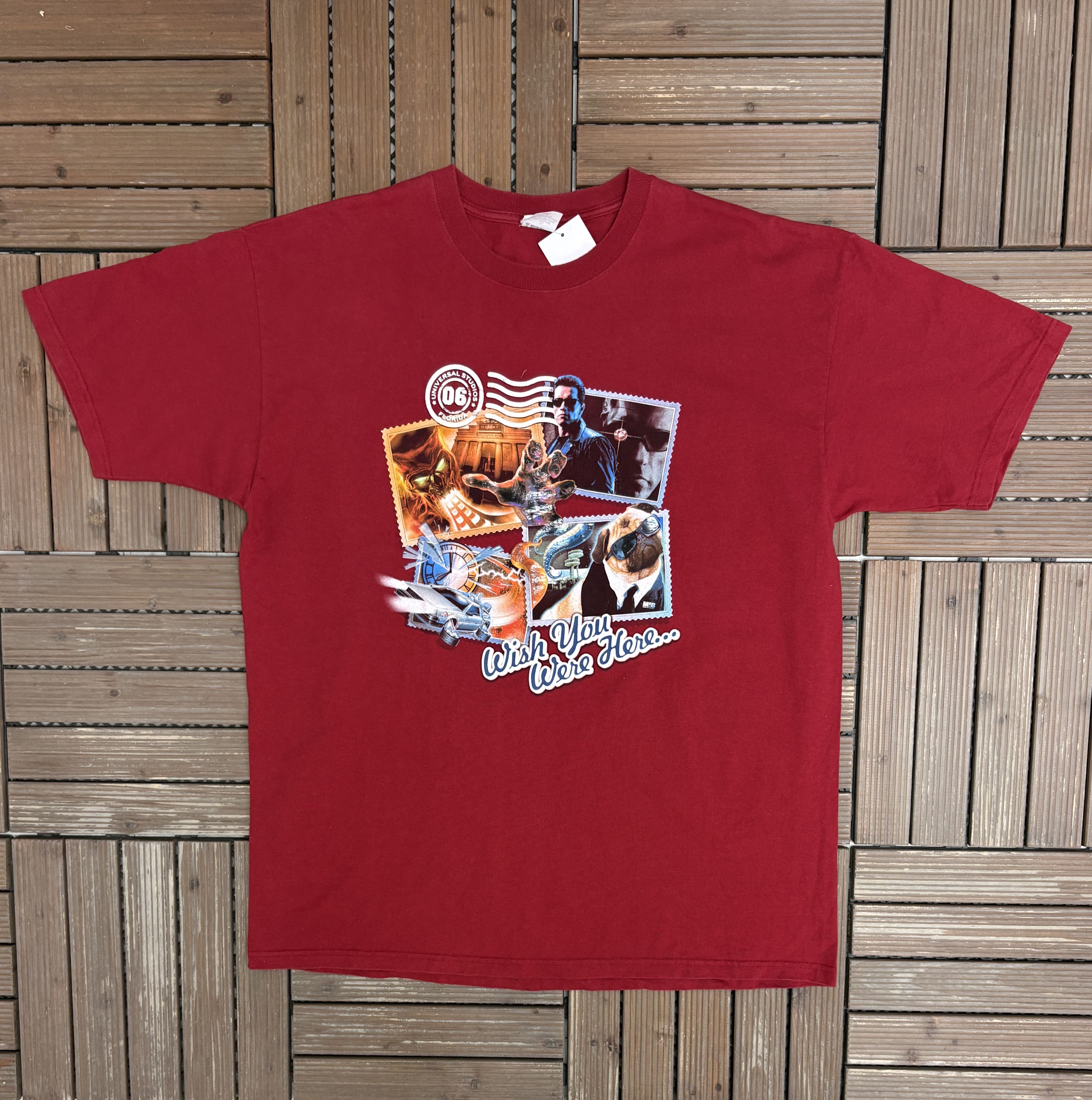 Vintage Men In Black Wish You Were Here Vintage Red Tee Size US XXL / EU 58 / 5 - 1 Thumbnail