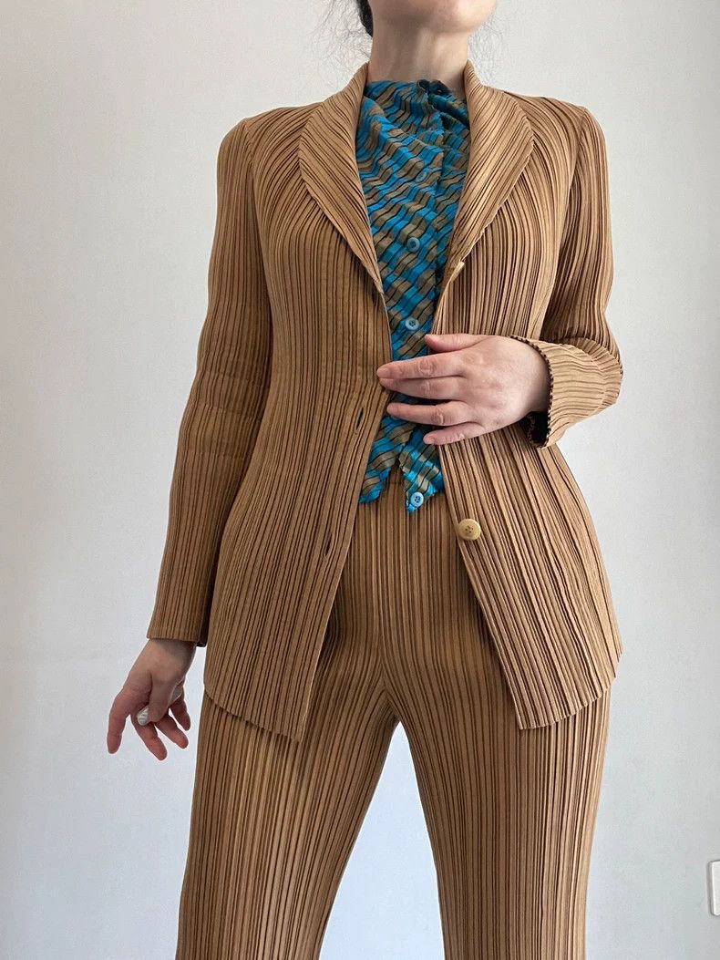 Issey Miyake Issey Miyake size:2 An asymmetrical cardigan with a blue m Size S / US 4 / IT 40 - 9 Thumbnail