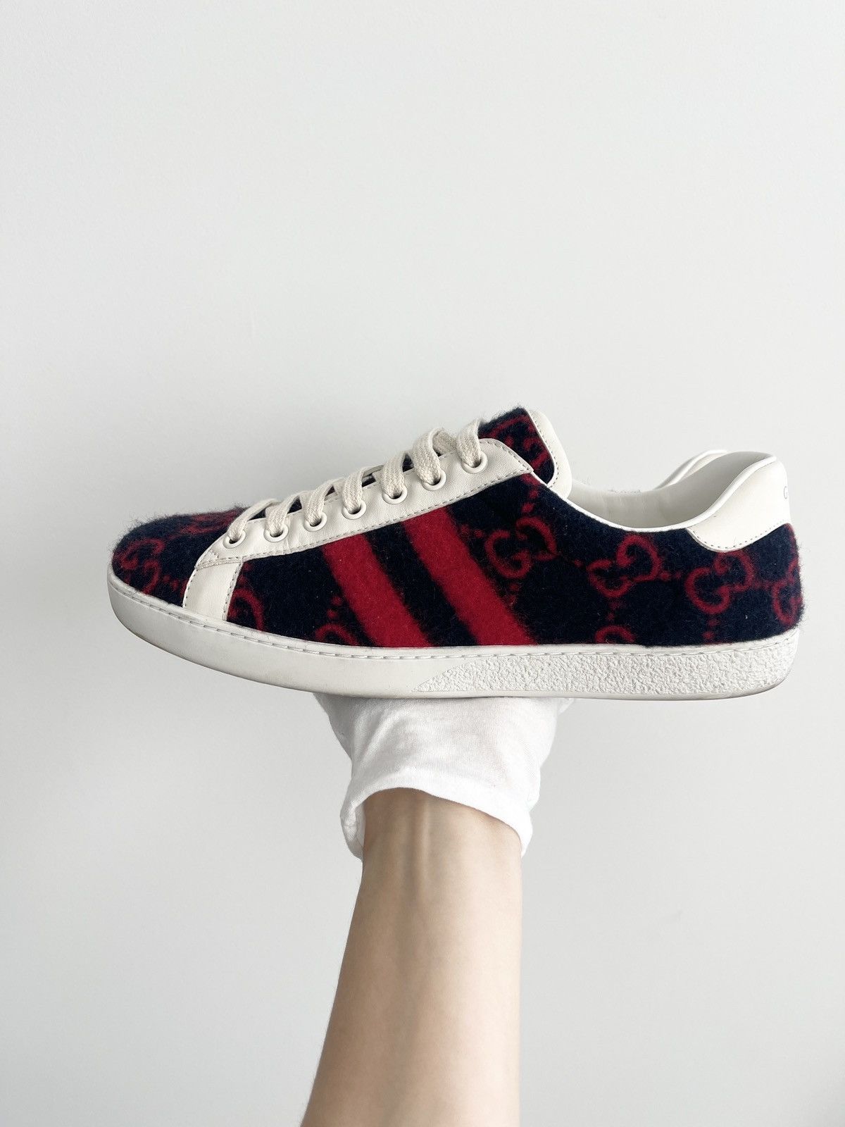 Gucci STEAL! Gucci Ace GG Wool 'Black Red' Sneakers Size US 7.5 / EU 40-41 - 5 Thumbnail