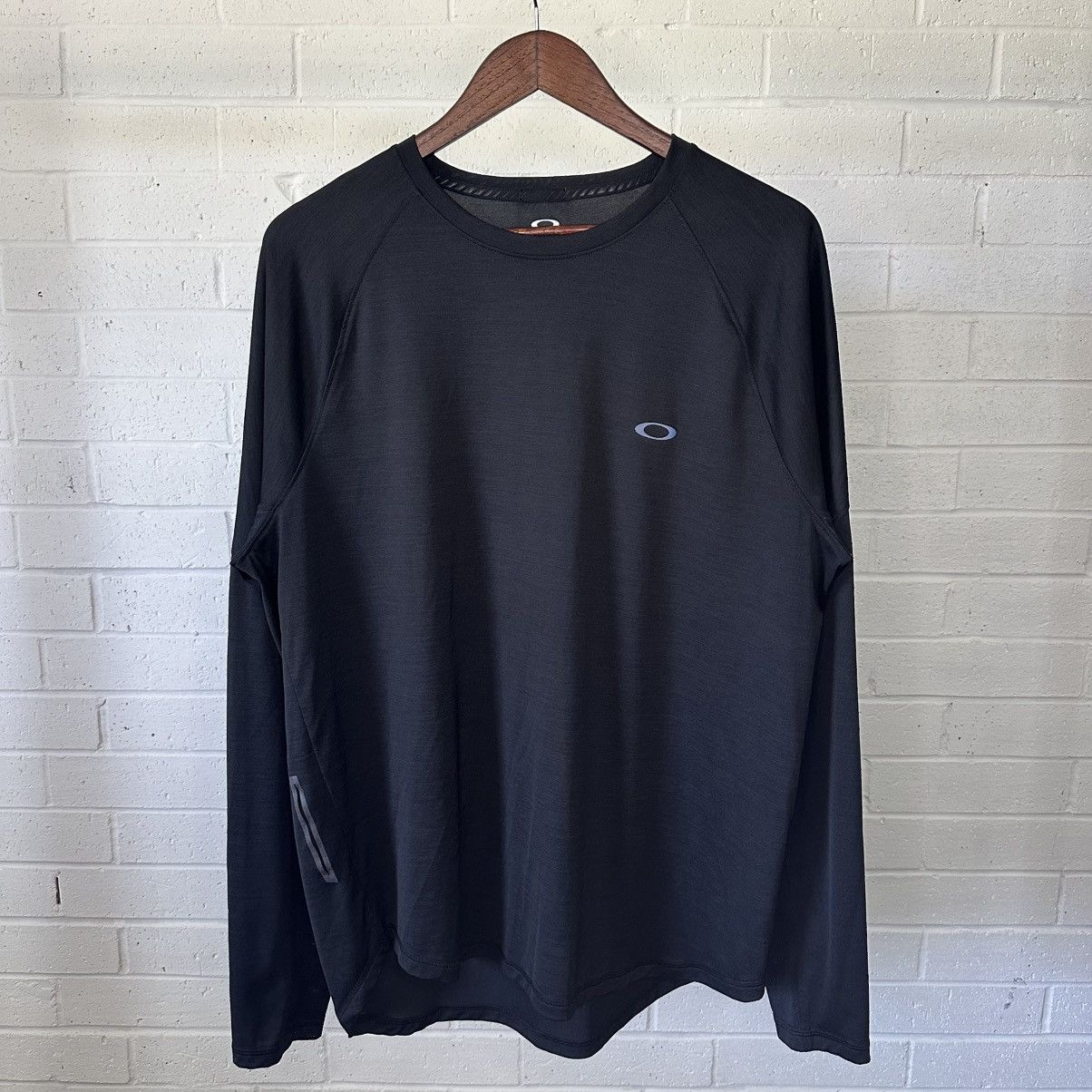 Oakley Oakley Tech Knit Long Sleeve T-Shirt Size US XL / EU 56 / 4 - 1 Thumbnail
