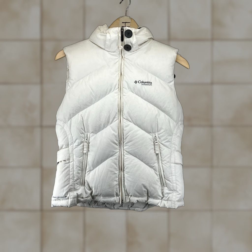 Vintage Columbia Women's Medium DOWN Insulated Hooded Quilted Vest TITANIUM Jacket Size M / US 6-8 / IT 42-44 - 1 Thumbnail