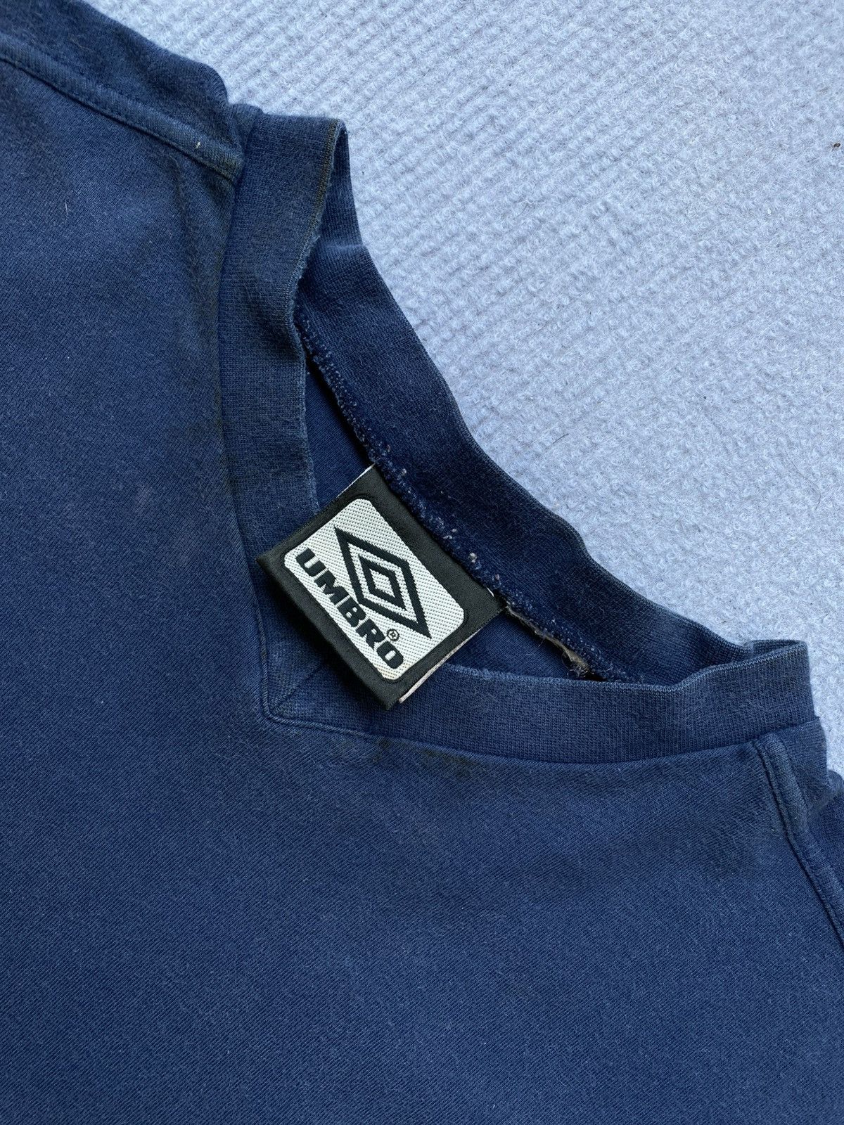 Chelsea Soccer Vintage 00’s Navy Umbro Chelsea Tee✨ Size US L / EU 52-54 / 3 - 10 Thumbnail