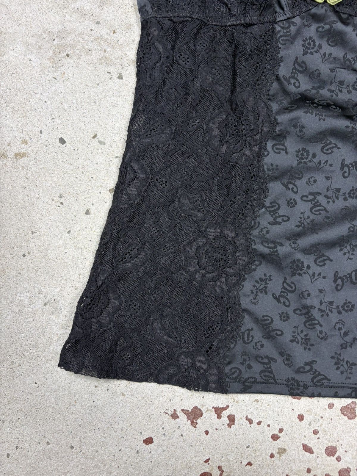 Dolce & Gabbana 2000s Dolce & Gabbana Underwear Lace Trims Flower Embroidery Size L / US 10 / IT 46 - 3 Thumbnail
