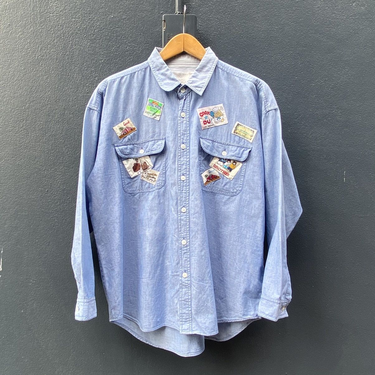 Japanese Brand × Vintage ENGLISH HERALDRY Vintage Patched Chambray Shirt. Size US M / EU 48-50 / 2 - 1 Thumbnail