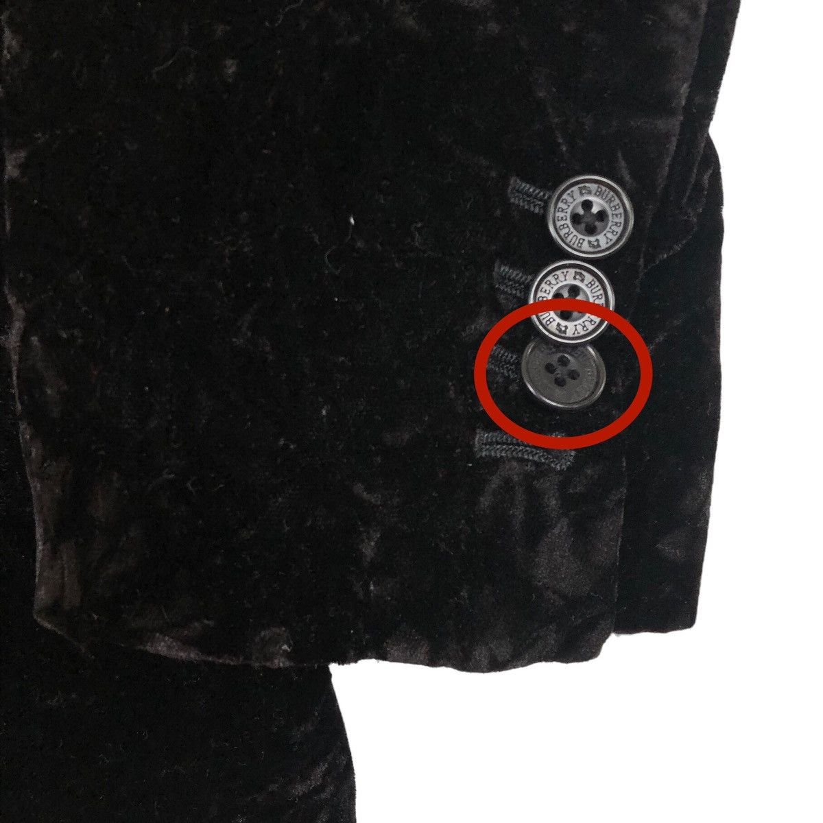 Burberry Vintage Burberry Black Label Single Breasted Velvet Coat Size US M / EU 48-50 / 2 - 5 Thumbnail