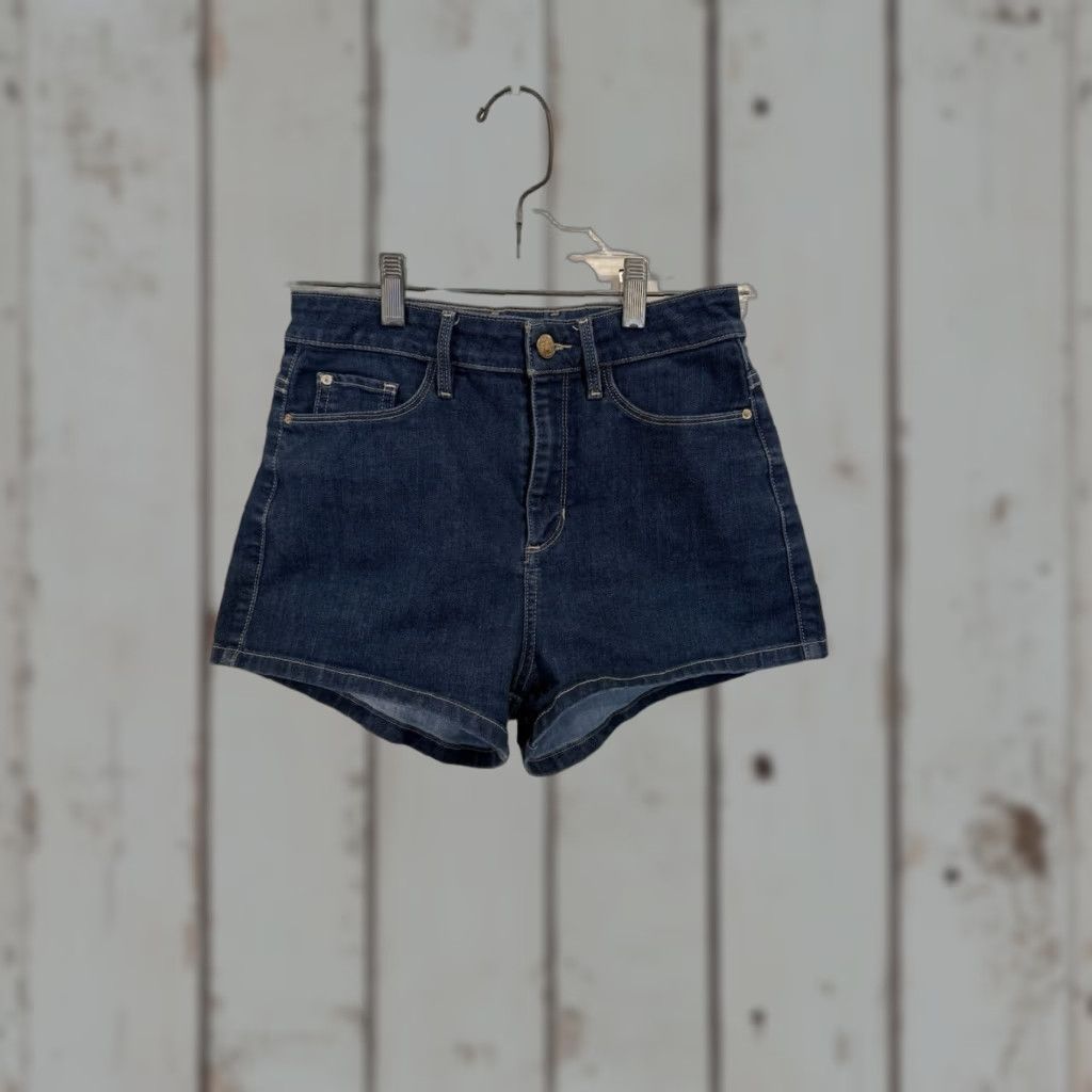 Guess GUESS Women's Denim Blue Jean High Waisted Shorts 27 Regular Cotton Blend Zip Rise High Shorts Women, 27, Blue Size 27" / US 4 / IT 40 - 1 Thumbnail