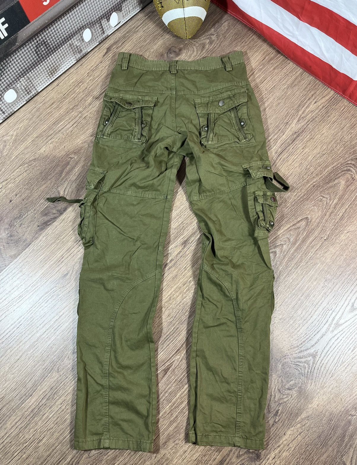 Japanese Brand Vintage Multi pocket Cargo Pants Size US 31 - 15 Thumbnail