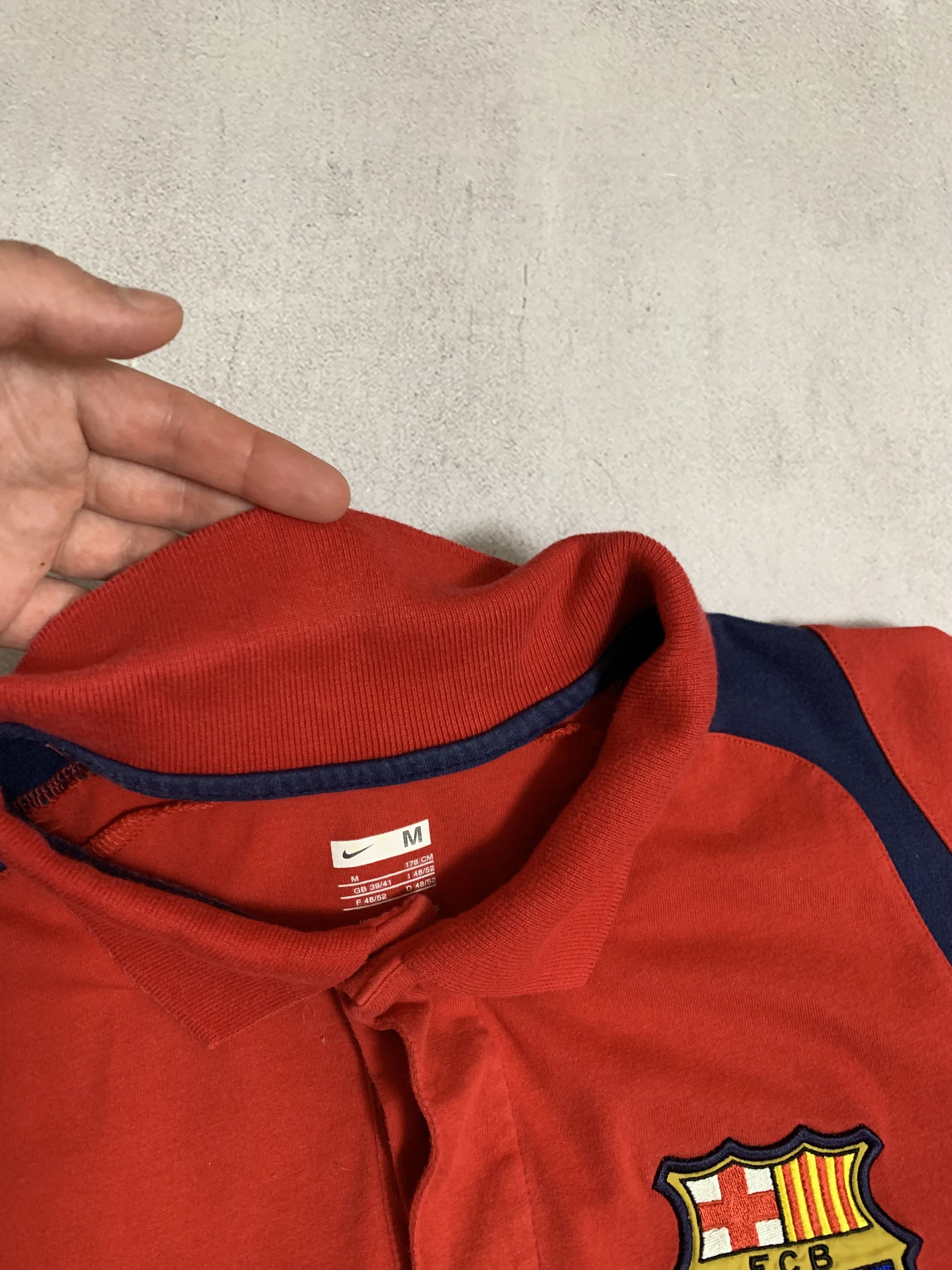 Nike Vintage Nike Barcelona Polo T Shirt Jersey Baggy 90s Size US M / EU 48-50 / 2 - 8 Thumbnail