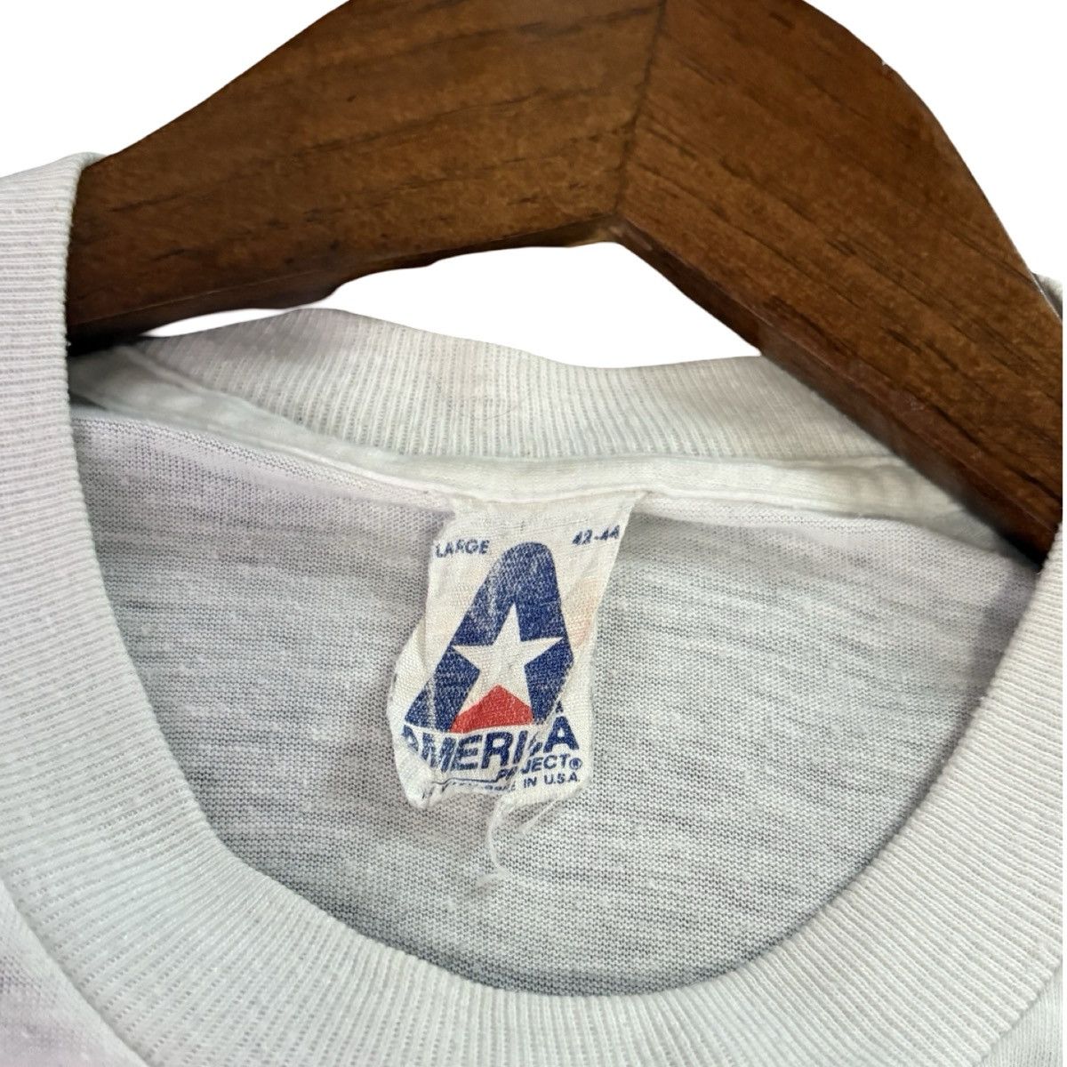 Other Vintage Bacardi Bat Logo T Shirt Paper Thin Men's L Bar Size US L / EU 52-54 / 3 - 8 Thumbnail