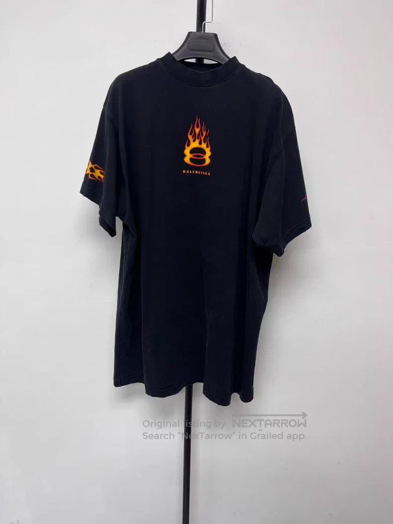 Balenciaga Balenciaga Double Ring Flame Logo Casual Crew Neck Short S Size US S / EU 44-46 / 1 - 1 Thumbnail