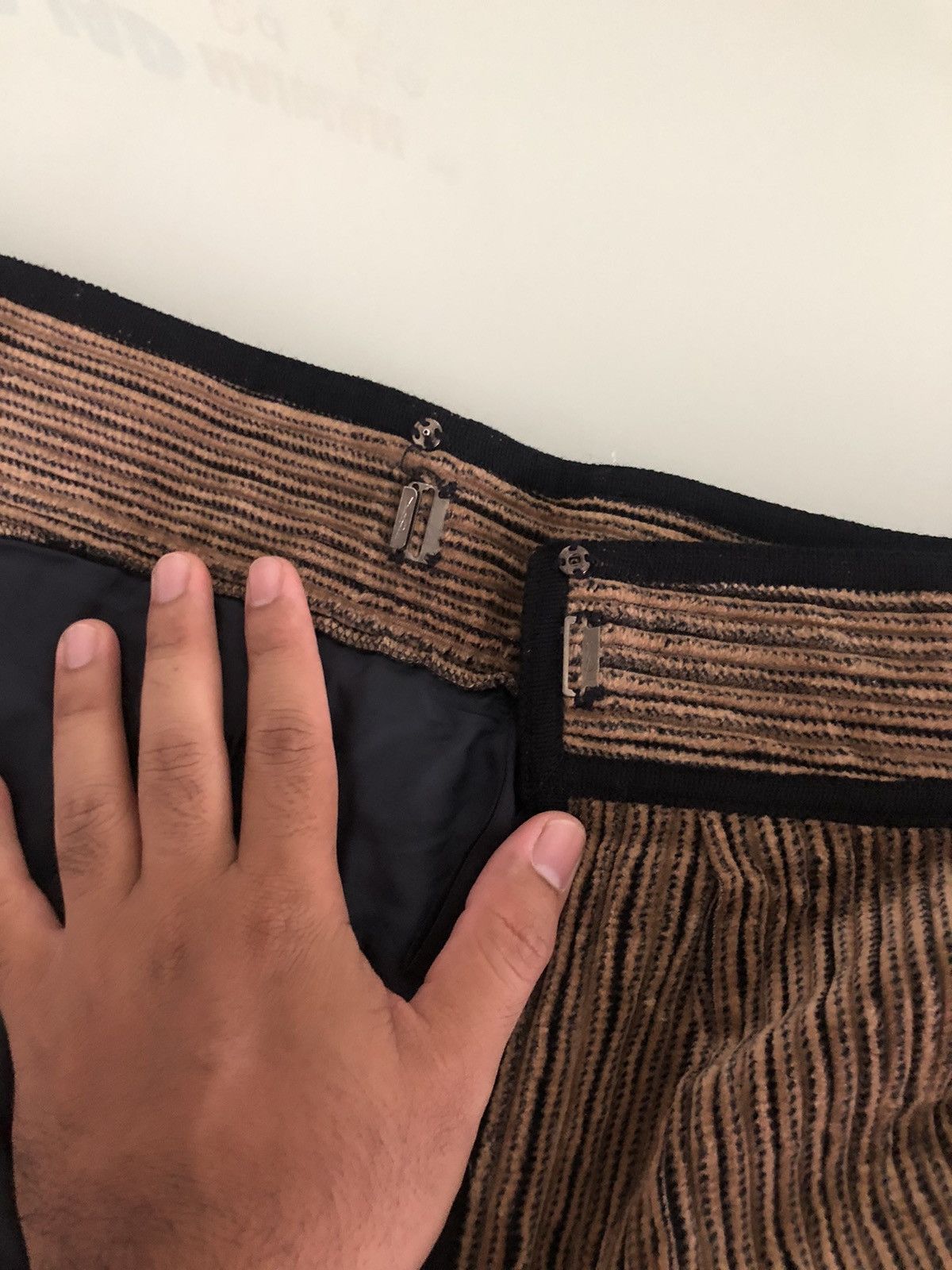 Yves Saint Laurent Rare❗️Vintage 90s Yves Saint Laurent Paris Corduroy Skirt Size 24" / US 00 / IT 34 - 16 Thumbnail