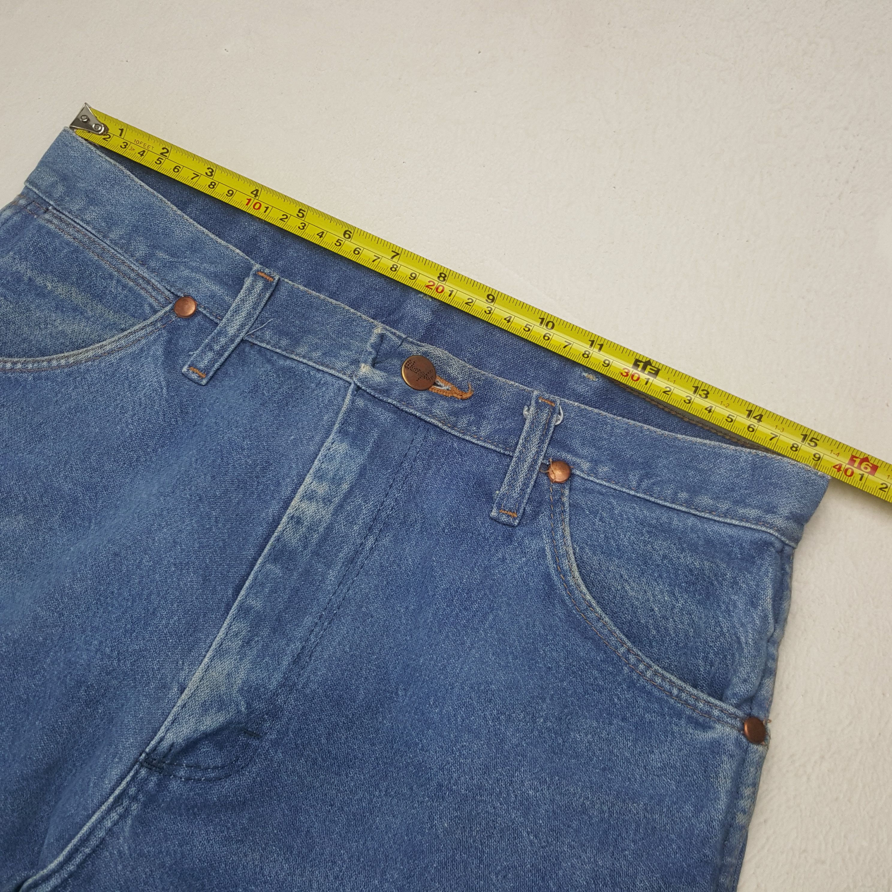 Wrangler Vintage Wrangler USA Regular Fit Denim Jeans RR18 Size US 31 - 9 Thumbnail