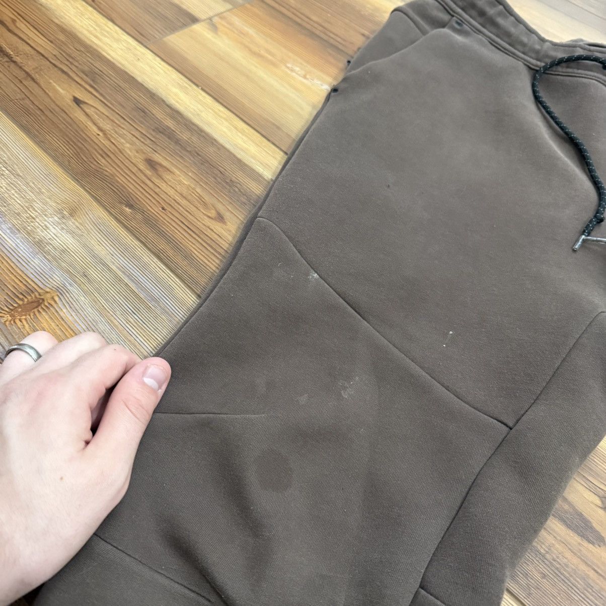 Nike Brown Nike Tech Fleece Sweatpants Joggers Size US 32 / EU 48 - 6 Thumbnail