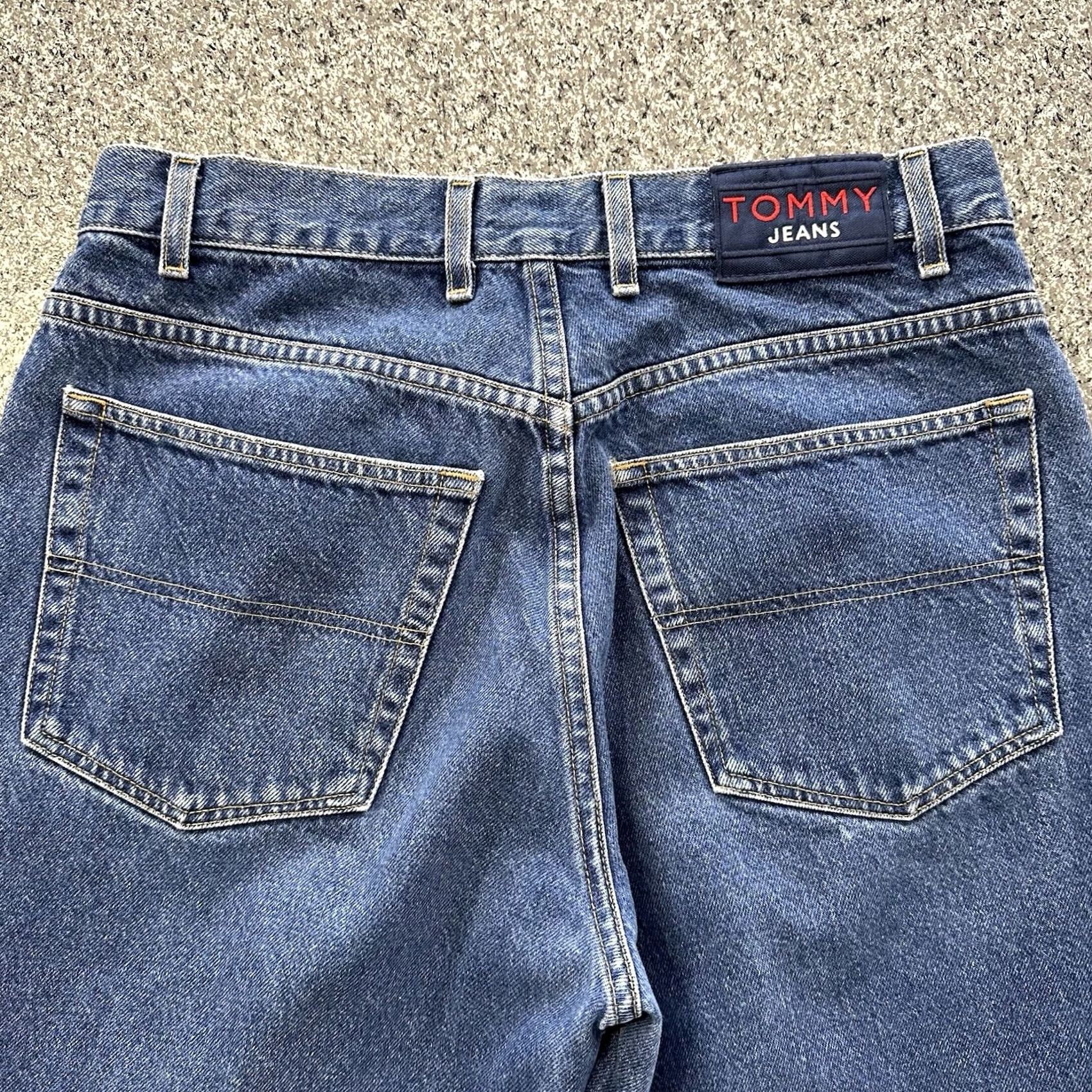 Tommy Hilfiger Tommy Hilfiger Jeans Mens 32x32 Blue Denim 5-Pocket Relaxed Straight Vintage Y2K 00s Baseball Era Style Mens Size US 32 / EU 48 - 7 Thumbnail