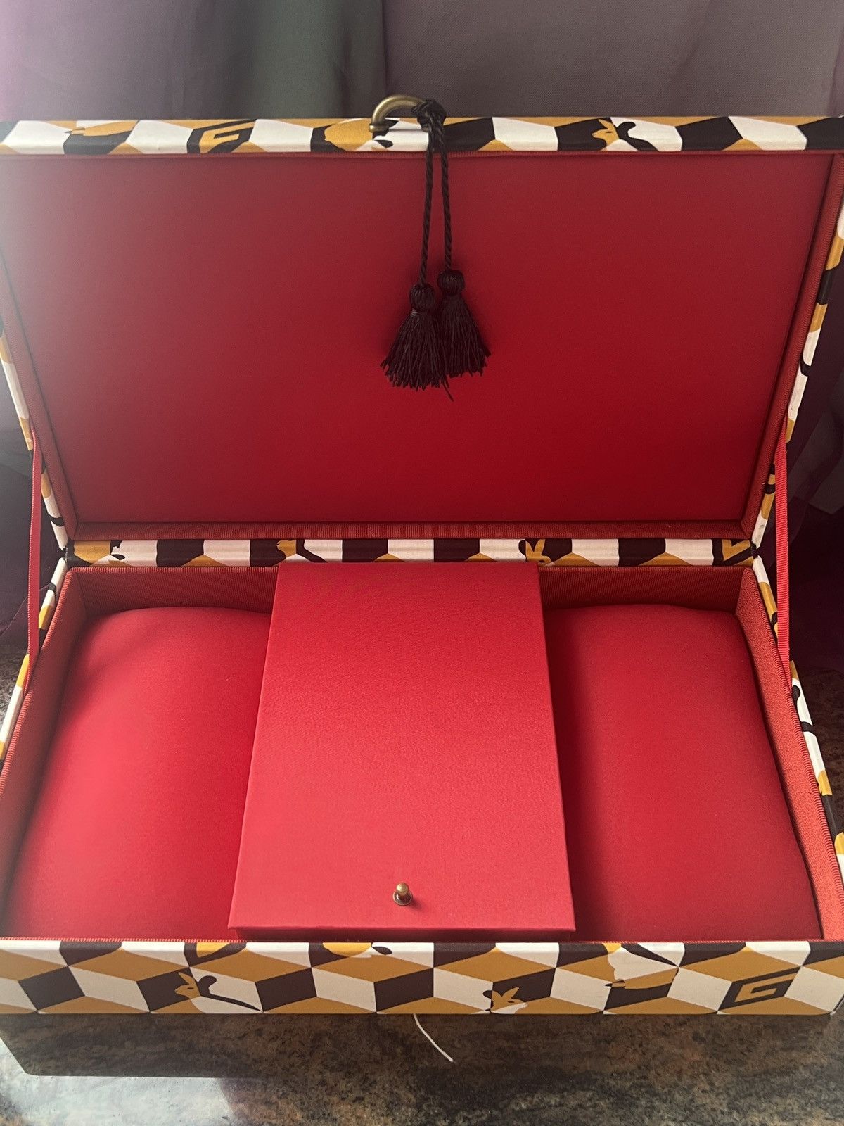 Gucci 🔥 Gucci Rabbit paperweight🐰 Jewellery Storage Box Home Decor Size ONE SIZE - 7 Thumbnail