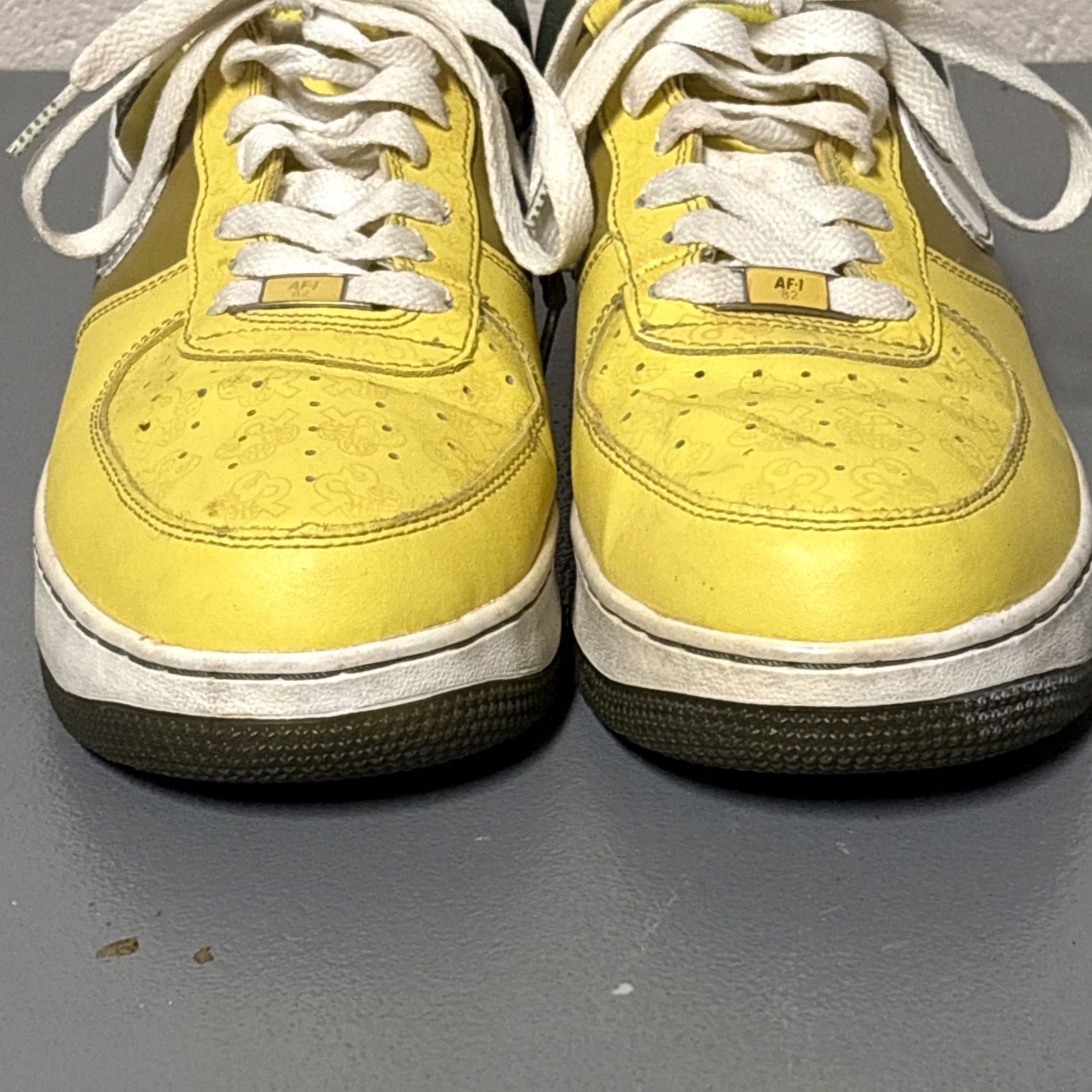 Nike Nike Air Force 1 Sneaker Mens 11 Low Top Yellow Olive Forest Green Rare Overall Used Excellent Mens Size US L / EU 52-54 / 3 - 3 Thumbnail