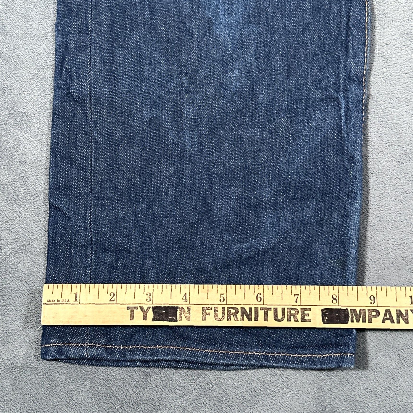 Levi's VINTAGE Levis 501 Jeans Mens 33x32 Blue Straight Leg Button Fly Raw Denim Shrink To Fit Size US 33 - 3 Thumbnail