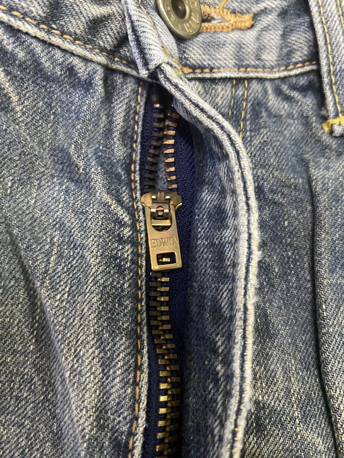 Edwin Size 29x32 Vintage Edwin 505x Distressed Denim Jeans Size US 29 - 18 Thumbnail